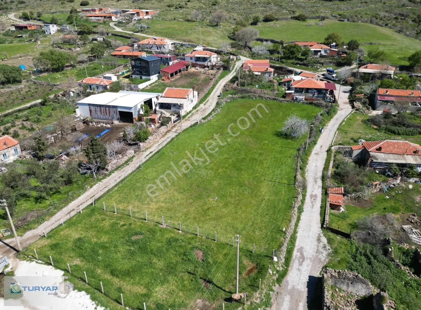Aliağa Bahçedere De Satılık İmarlı Arsa