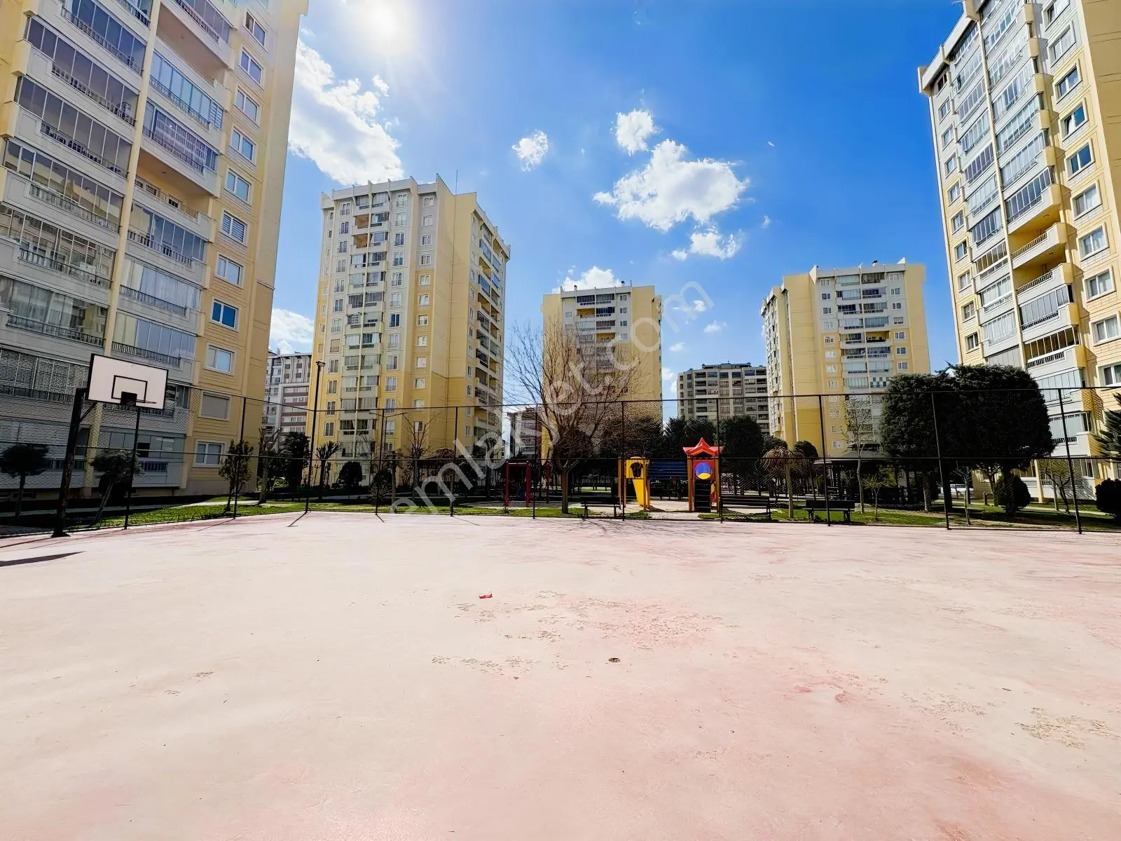 Yazır Mah. Defne Konutları'nda 3+1 Güney-doğu Cephe Arakat Daire - Görsel 5
