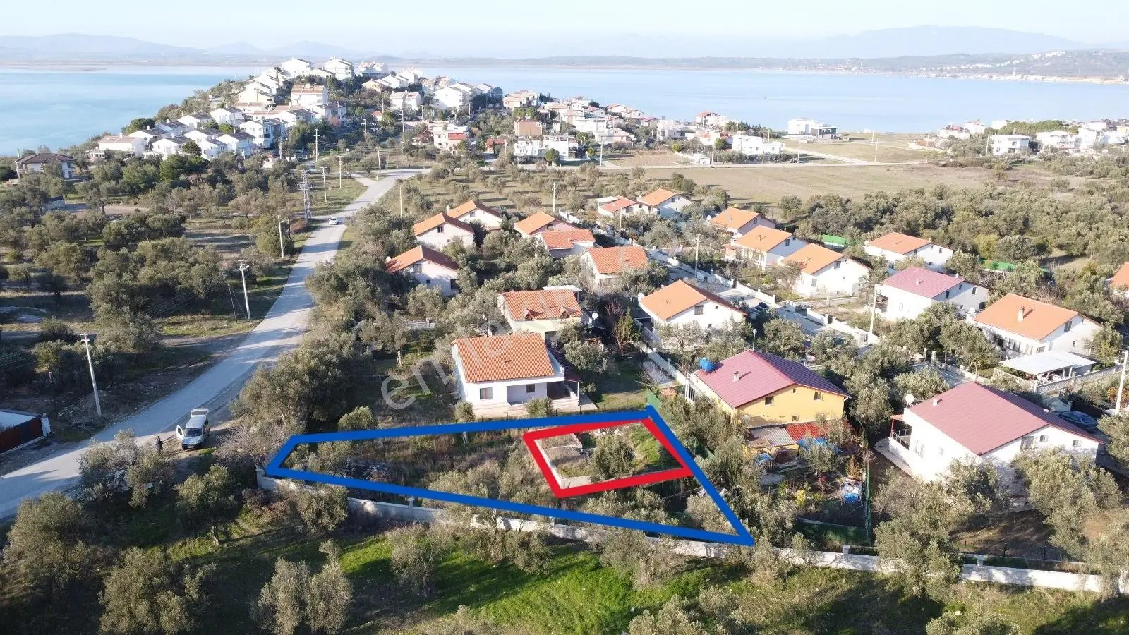 Aliağa Şakran İmarlı Ruhsatlı Projeli Satılık Arsa (672 M2)