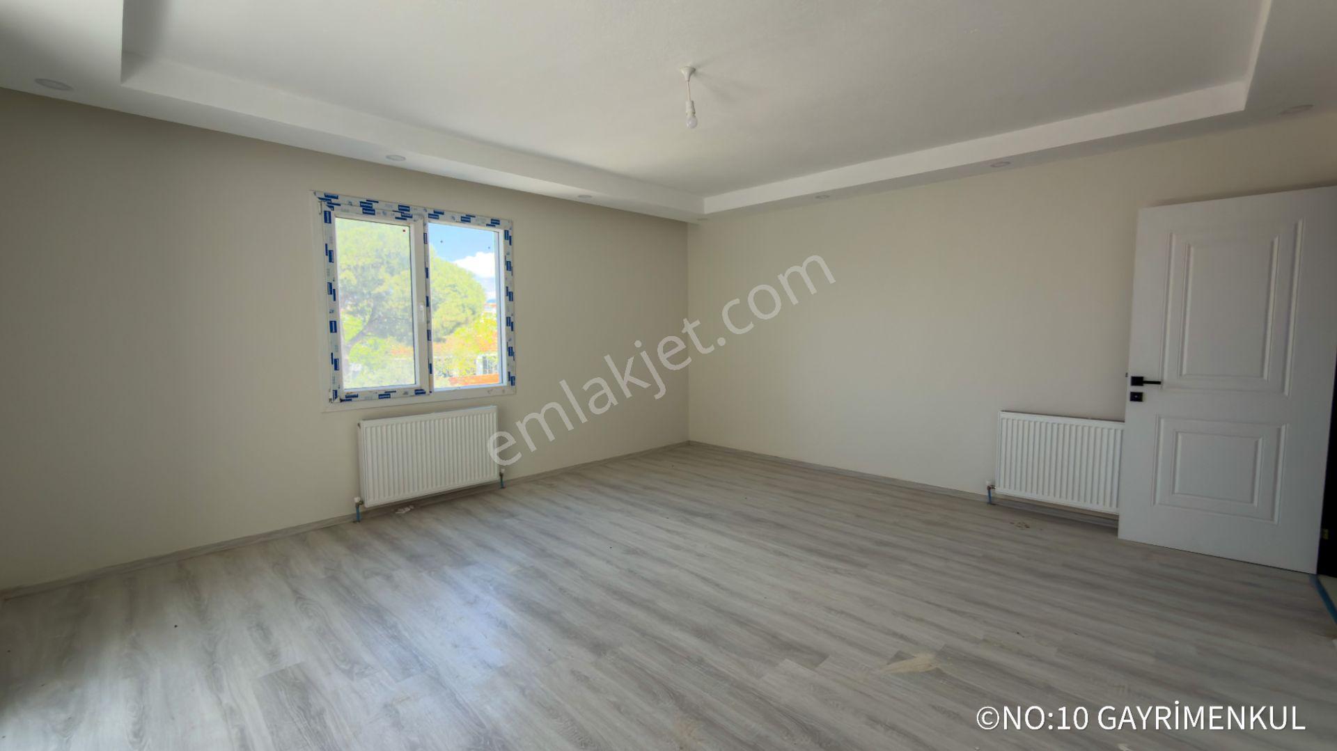No:10 Gayrimenkul’den Cadde Üstü Ara Kat 3+1 125 M2 Asansörlü Merkezi Kaloriferli Satılık Daire - Görsel 18