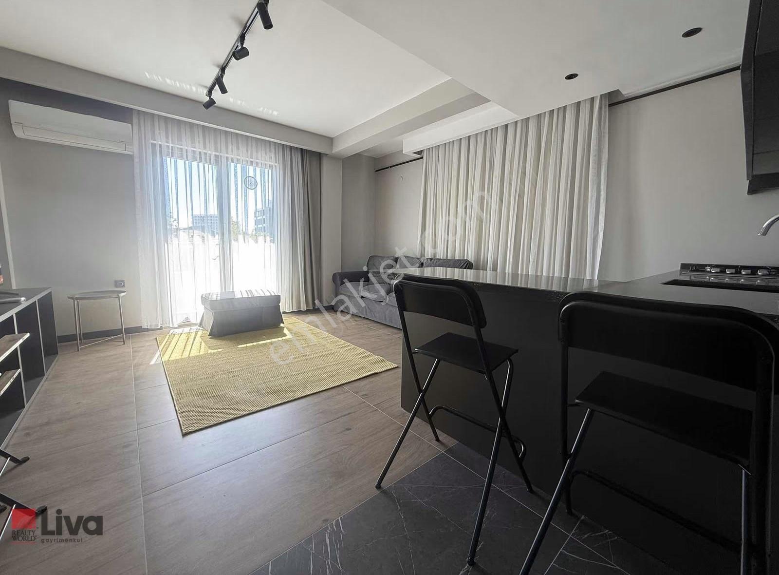 Liva'dan Plevne Mahallesinde Full Eşyalı Kiralık Sıfır 1+1 Daire - Görsel 11