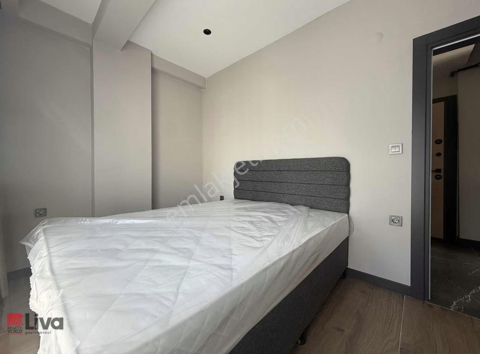 Liva'dan Plevne Mahallesinde Full Eşyalı Kiralık Sıfır 1+1 Daire - Görsel 10