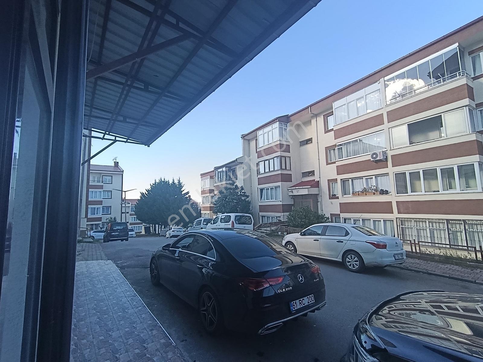 Pelitli Afet Evler Bölgesinde 146 M2 Köşe Dükkan - Görsel 5