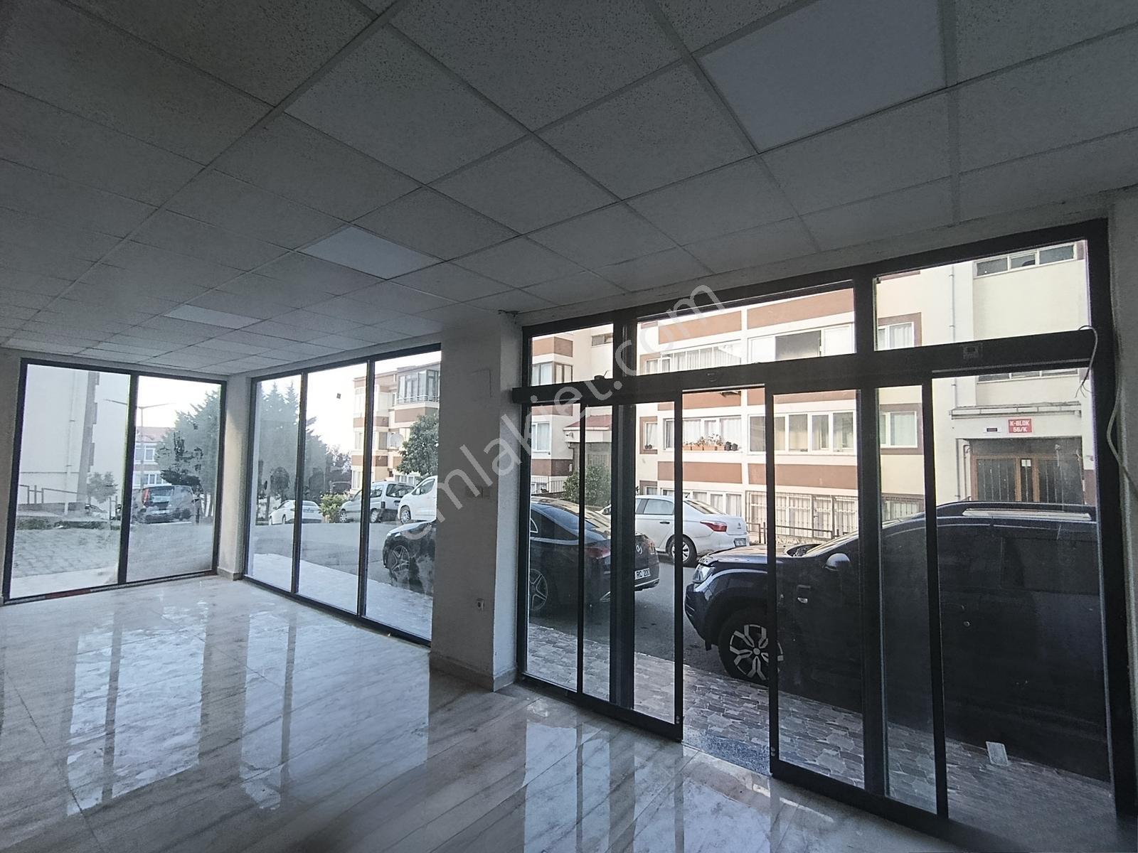 Pelitli Afet Evler Bölgesinde 146 M2 Köşe Dükkan - Görsel 9