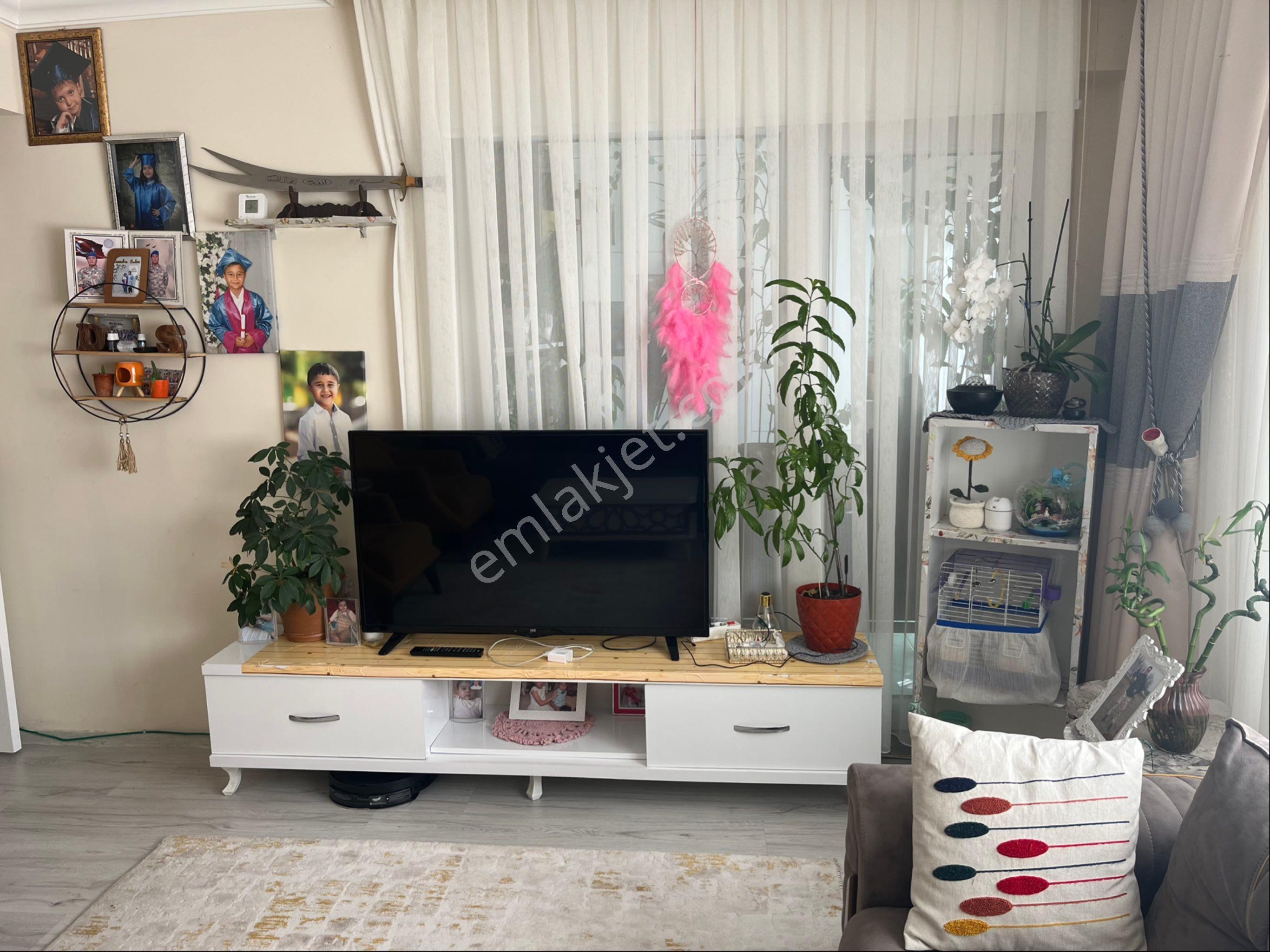 Uşak Merkez Karaağaç Mahallesinde Satılık 3+1 Daire - Görsel 20