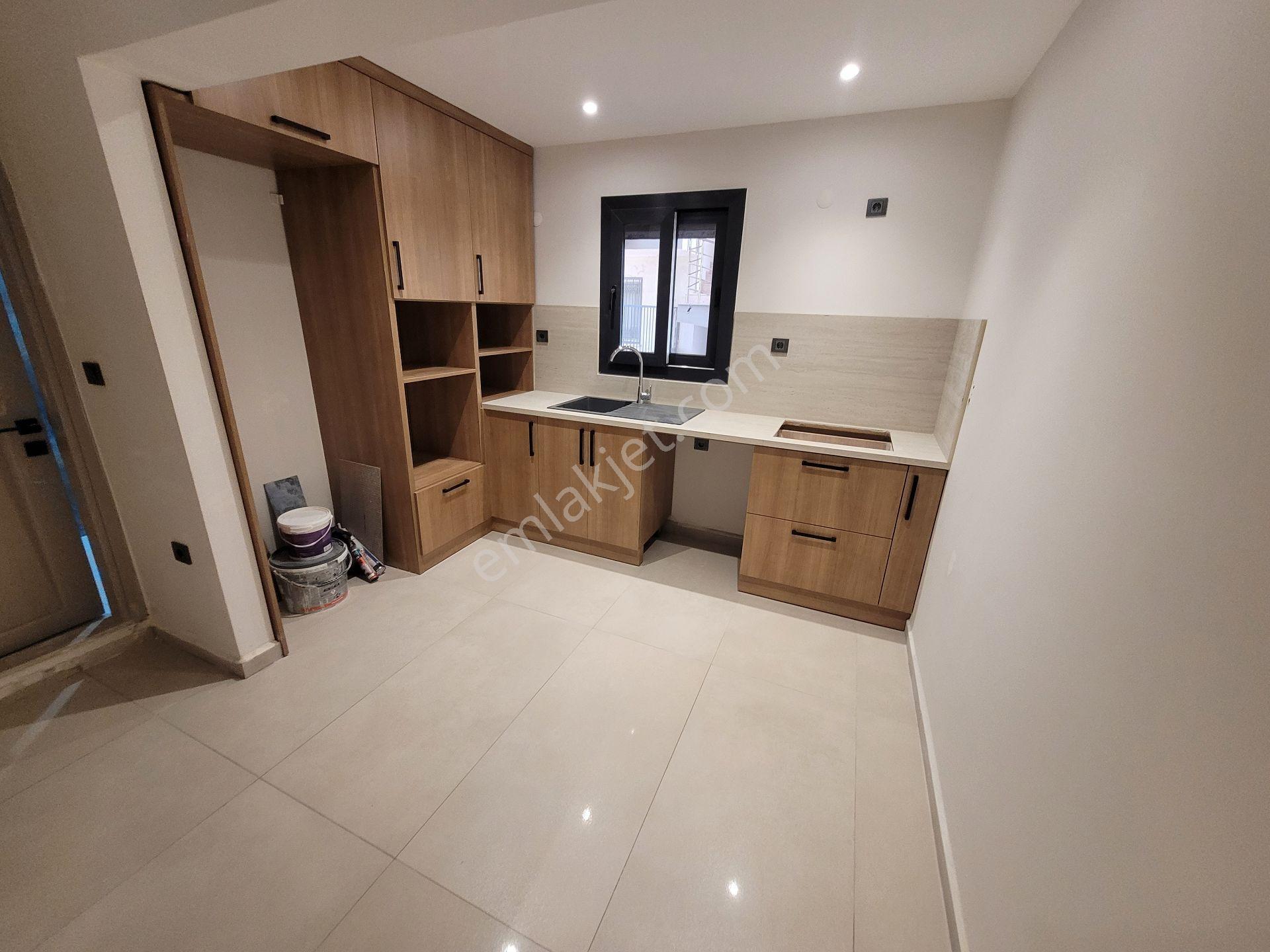 Didim Efeler Mahallesinde Satılık Sıfır Yapılmış İşyeri - Görsel 24