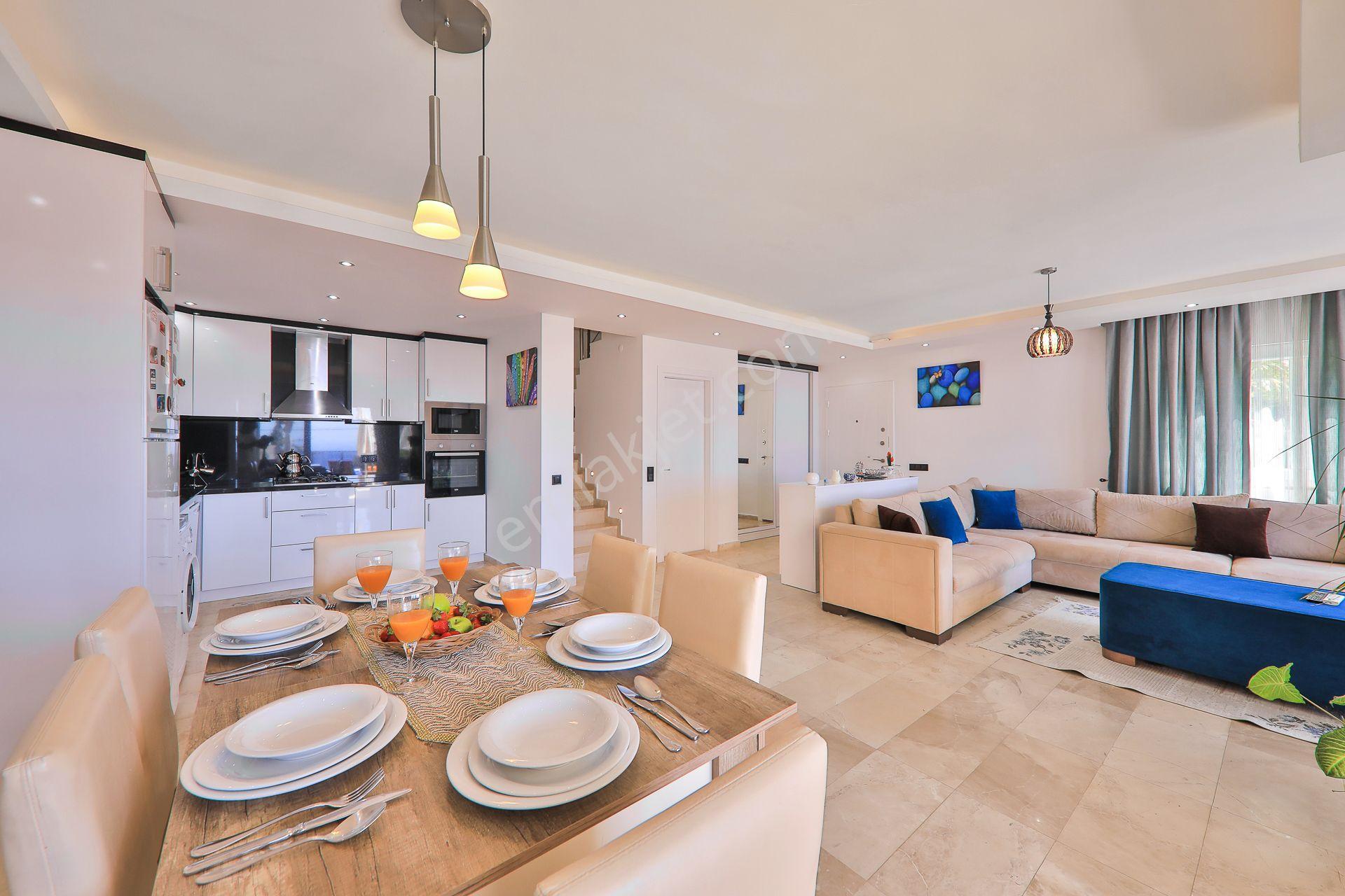 Merkezi Konumda Satılık 3+1 Villa + Ofis - Görsel 17