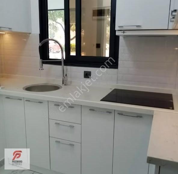 Gaziemir, Yeşil Mahallesi'nde, Full Yenilenmiş, Kiracılı Dükkan - Görsel 3