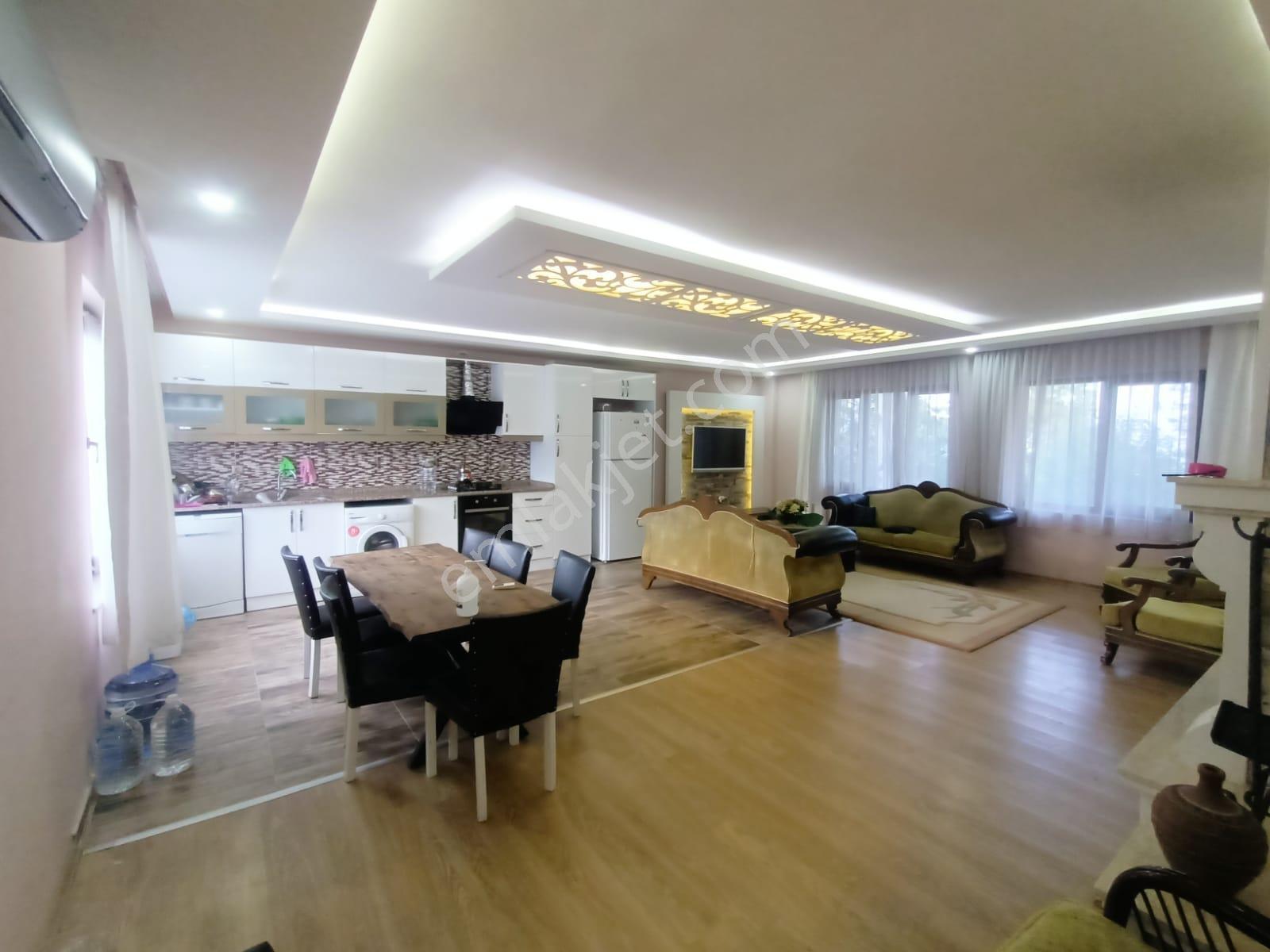 Konyaaltı Manzarası İle Kiralık Havuzlu Otoparkli Villa 5+1. - Görsel 31