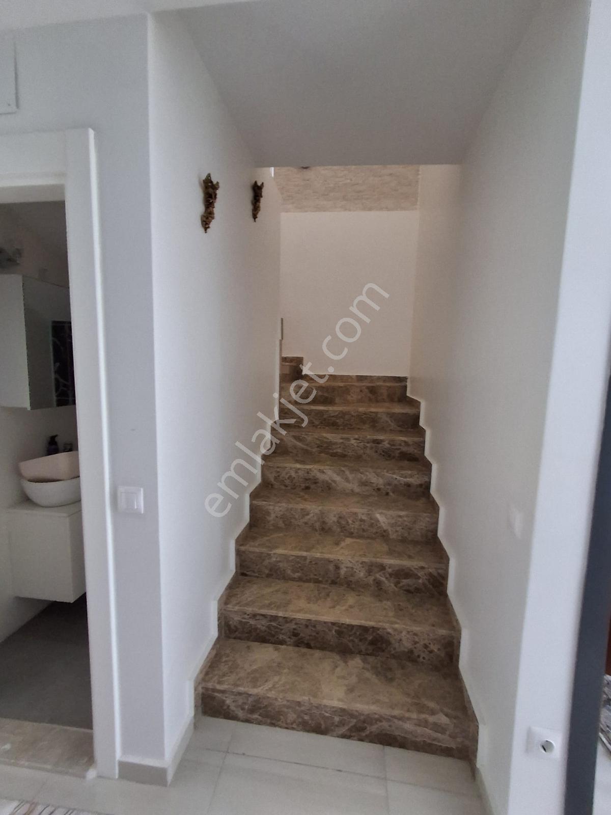 Mersin Silifke Begonvilla Sitesi'nde Satılık 2+1 Dubleks - Görsel 28