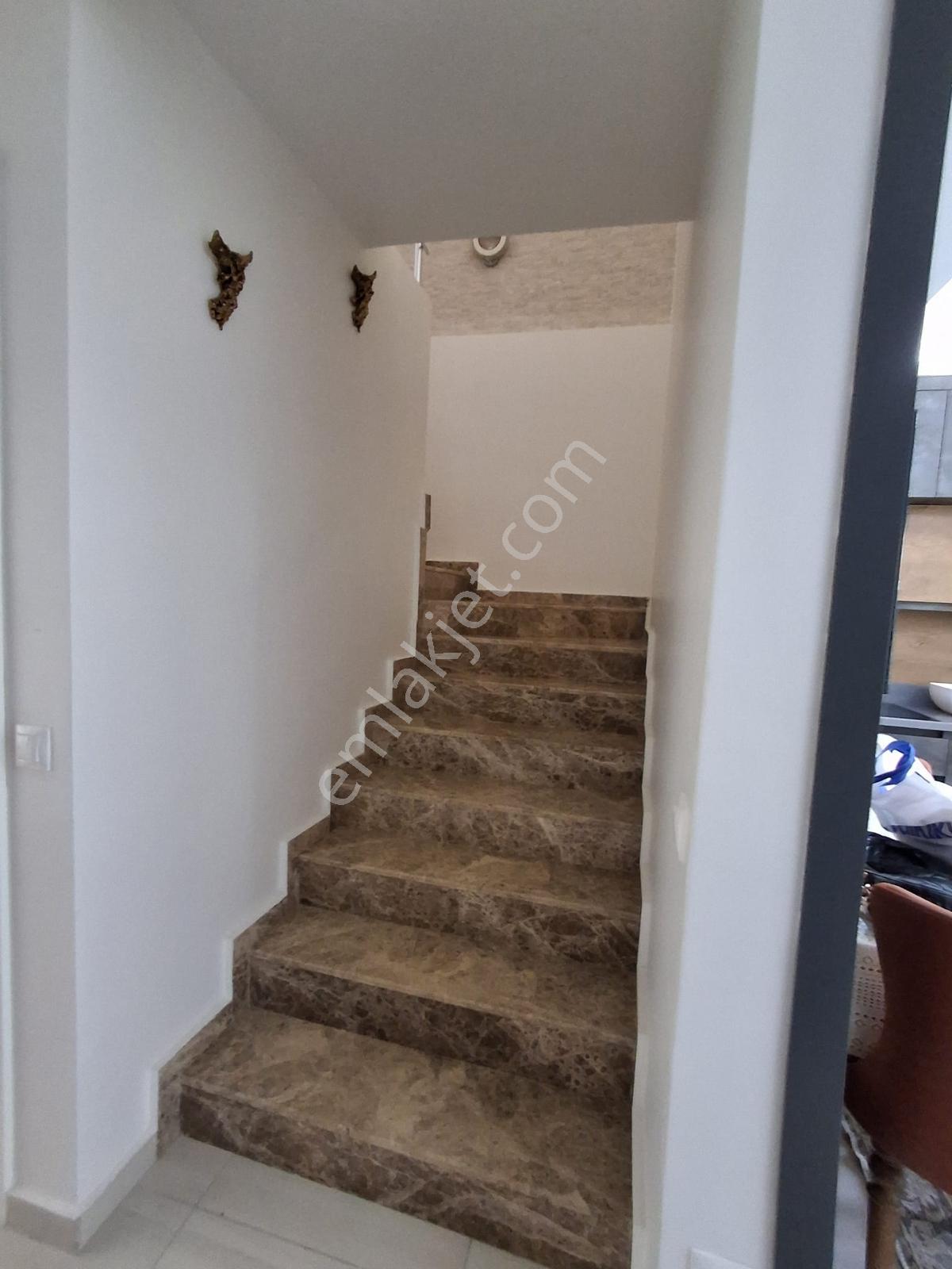 Mersin Silifke Begonvilla Sitesi'nde Satılık 2+1 Dubleks - Görsel 8