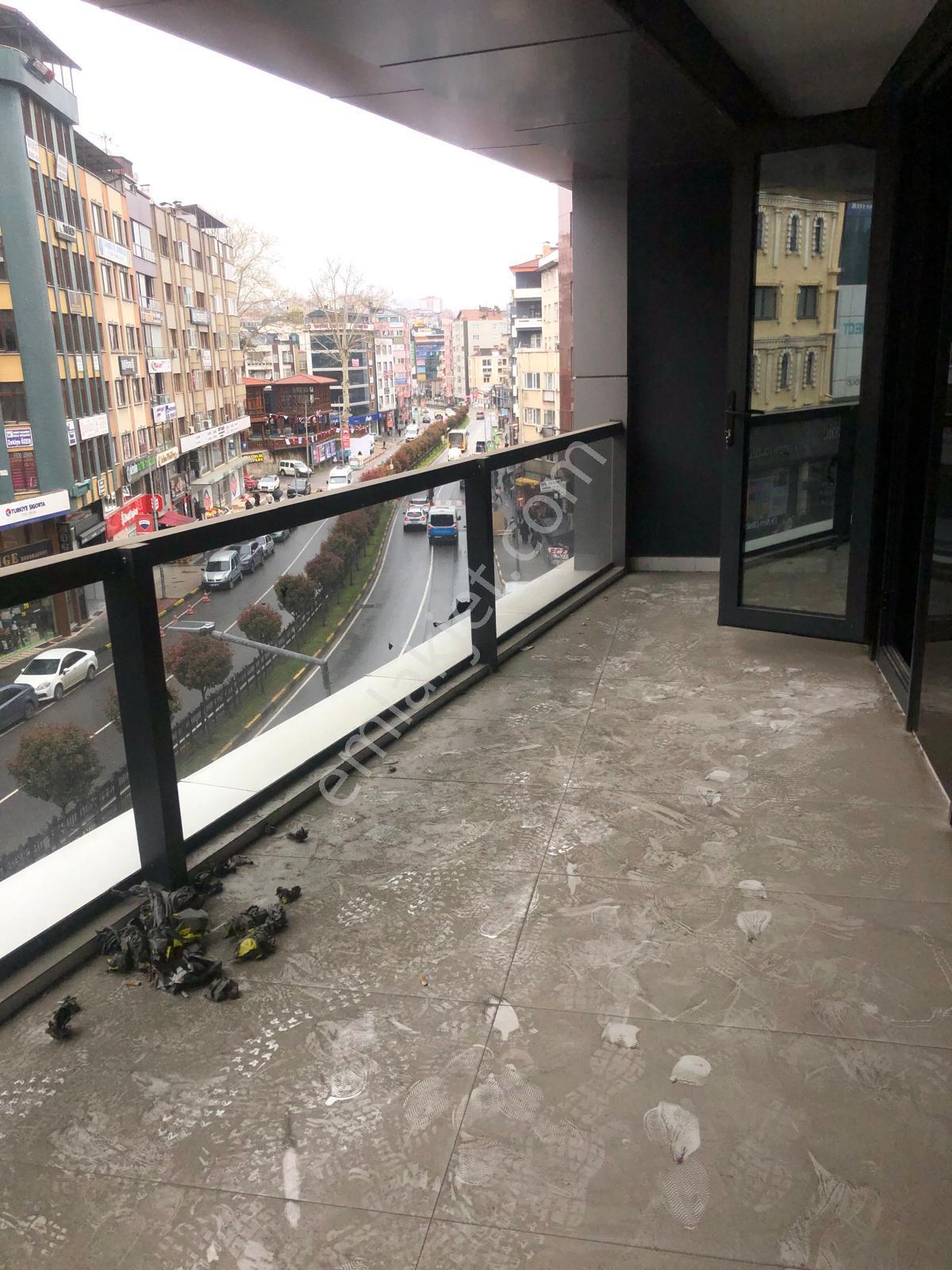 Trabzon Meydan Köstereli İş Merkezi Kiralık 120 M2 Ofis - Görsel 3