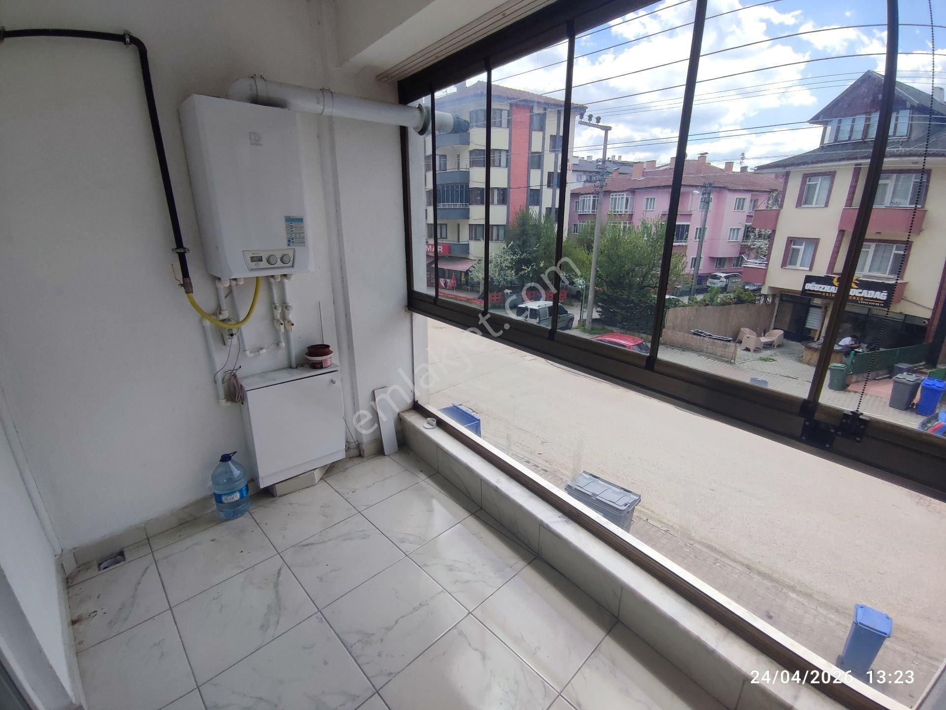 Bolu Aktaş Mah. Cadde Cepheli Mutfak Ayrı 2+1 Satılık Daire Ofis - Görsel 18