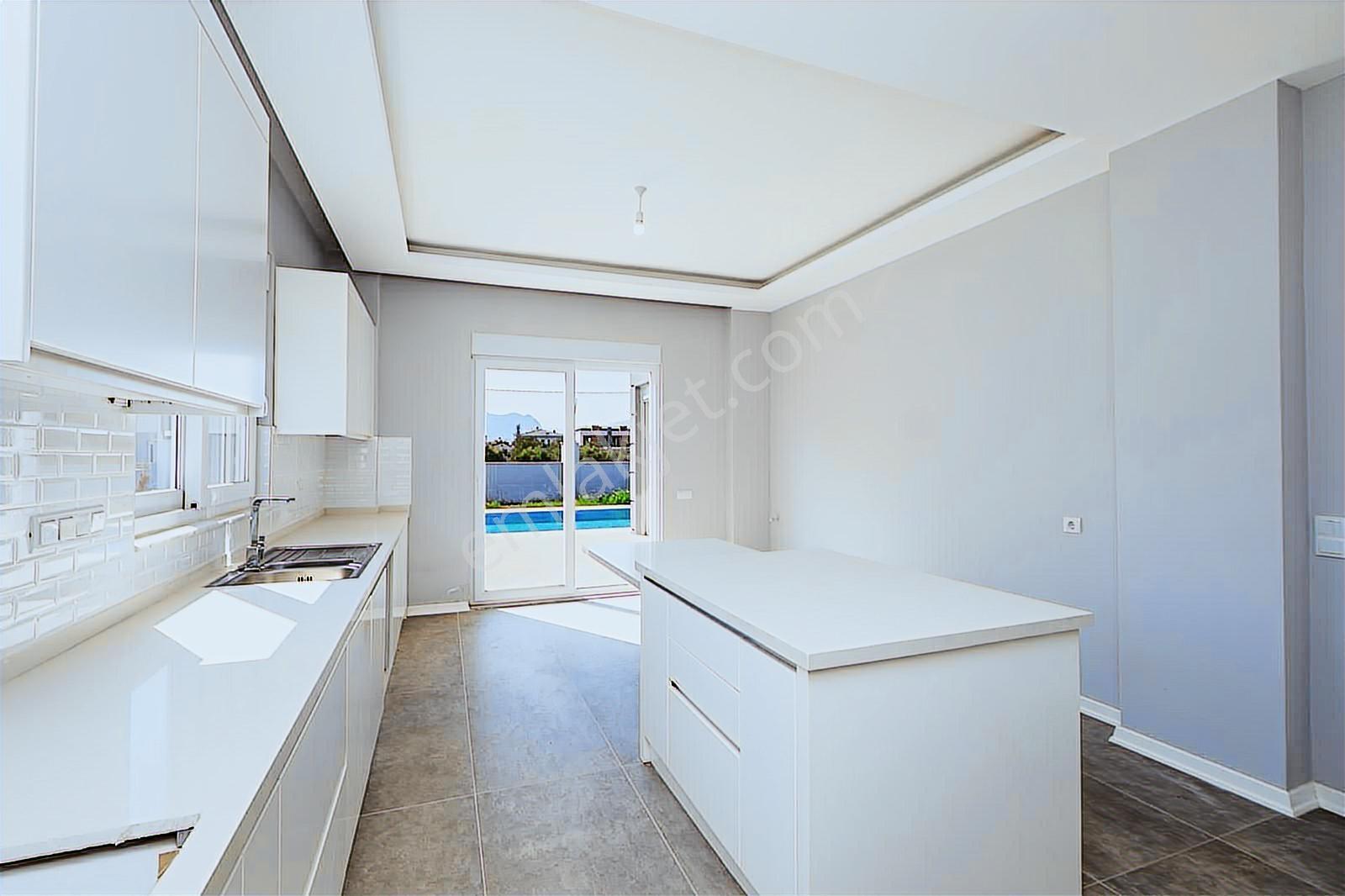 Döşemealtı Altınkale Satılık Havuzlu İskanlı Villa - Görsel 15