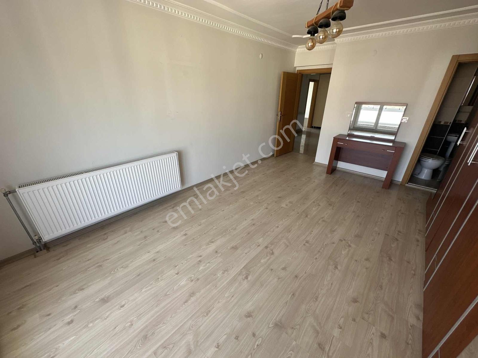 Turyap Premium'dan Muhittin Mah 4+2 Lüks Dubleks Kiralık Daire - Görsel 6
