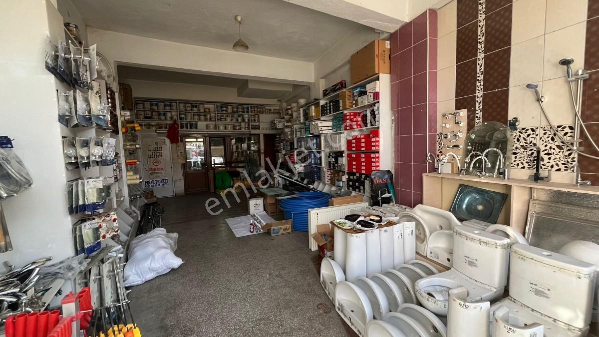Çarşının Göbeğinde Kiracı Garantili Satılık Dükkan - Görsel 3