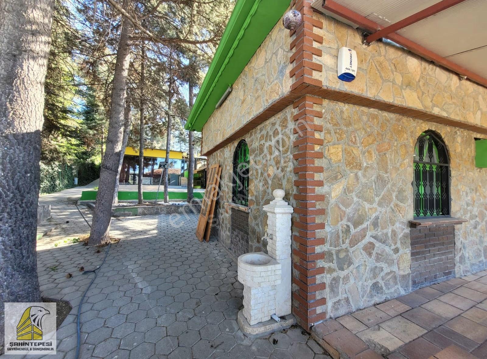 Karabayırbağların'da Kiralık Bahçeli Taş Bina-prestijli İşyeri - Görsel 5