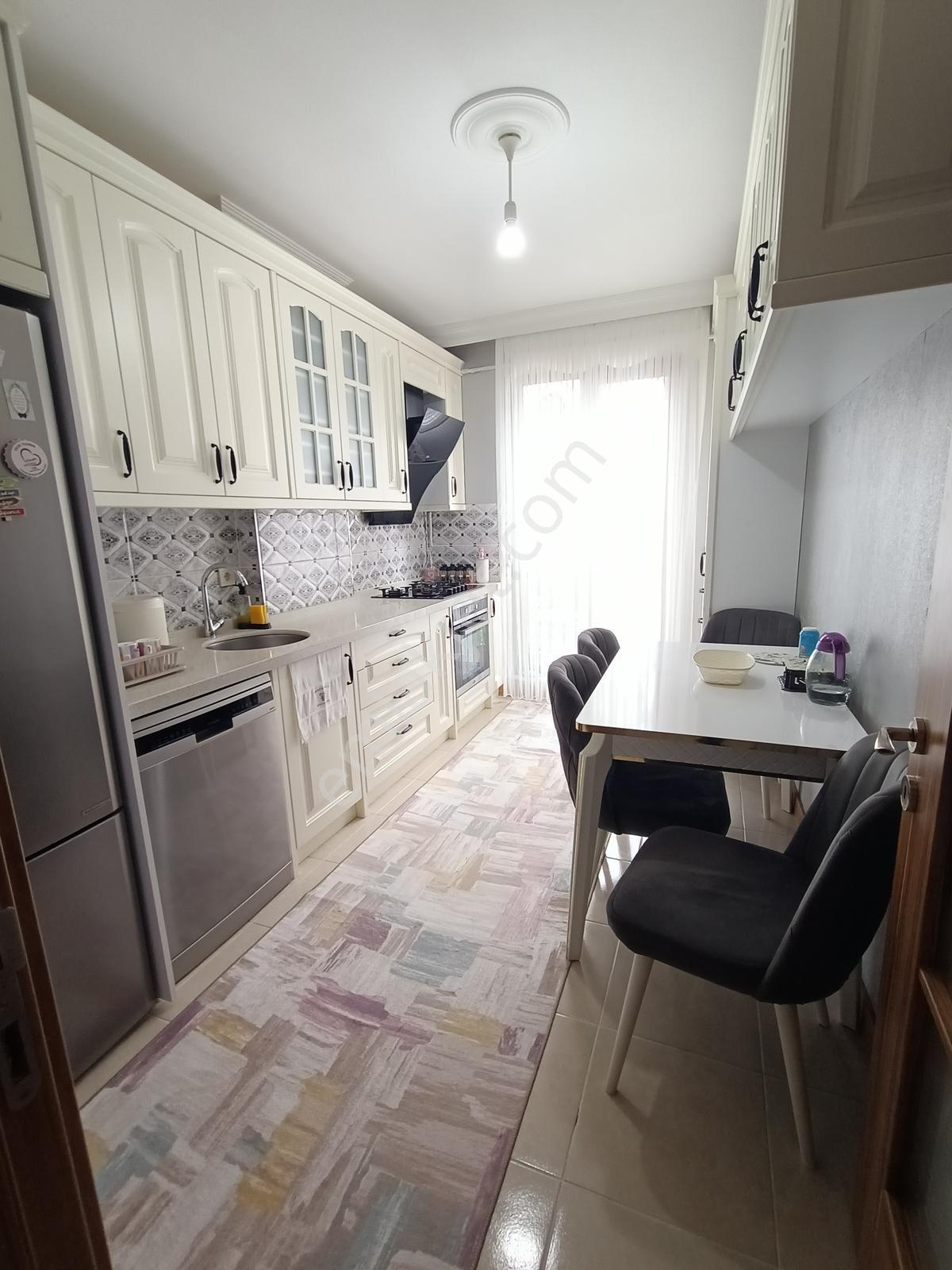 Akgün'den Atalar'da Çok Geniş Bakımlı 3+1 Satılık Daire - Görsel 13
