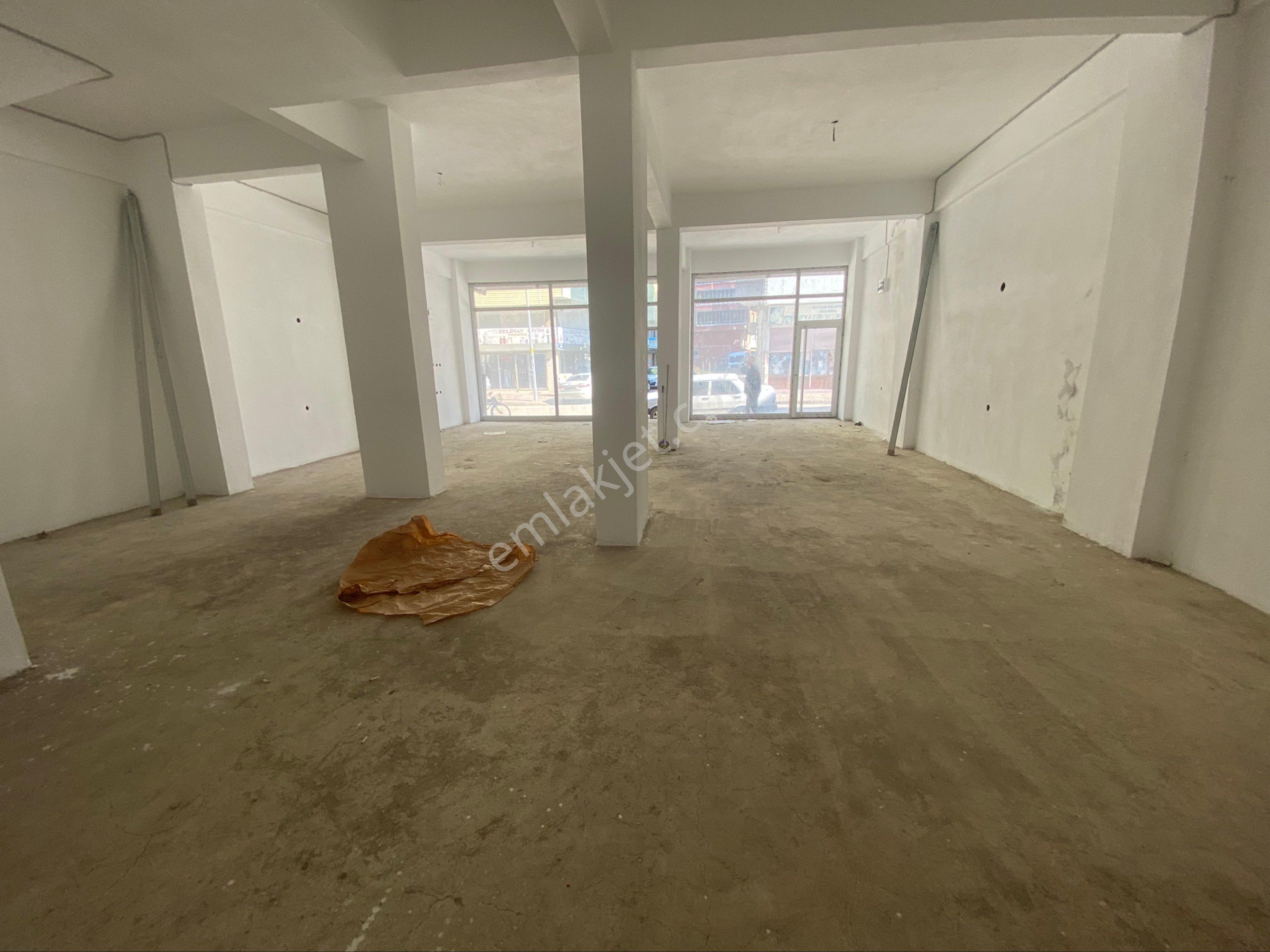 Lerox Uçar’dan Anafartalar Caddesi’nde Kiralık Dükkan - Görsel 3