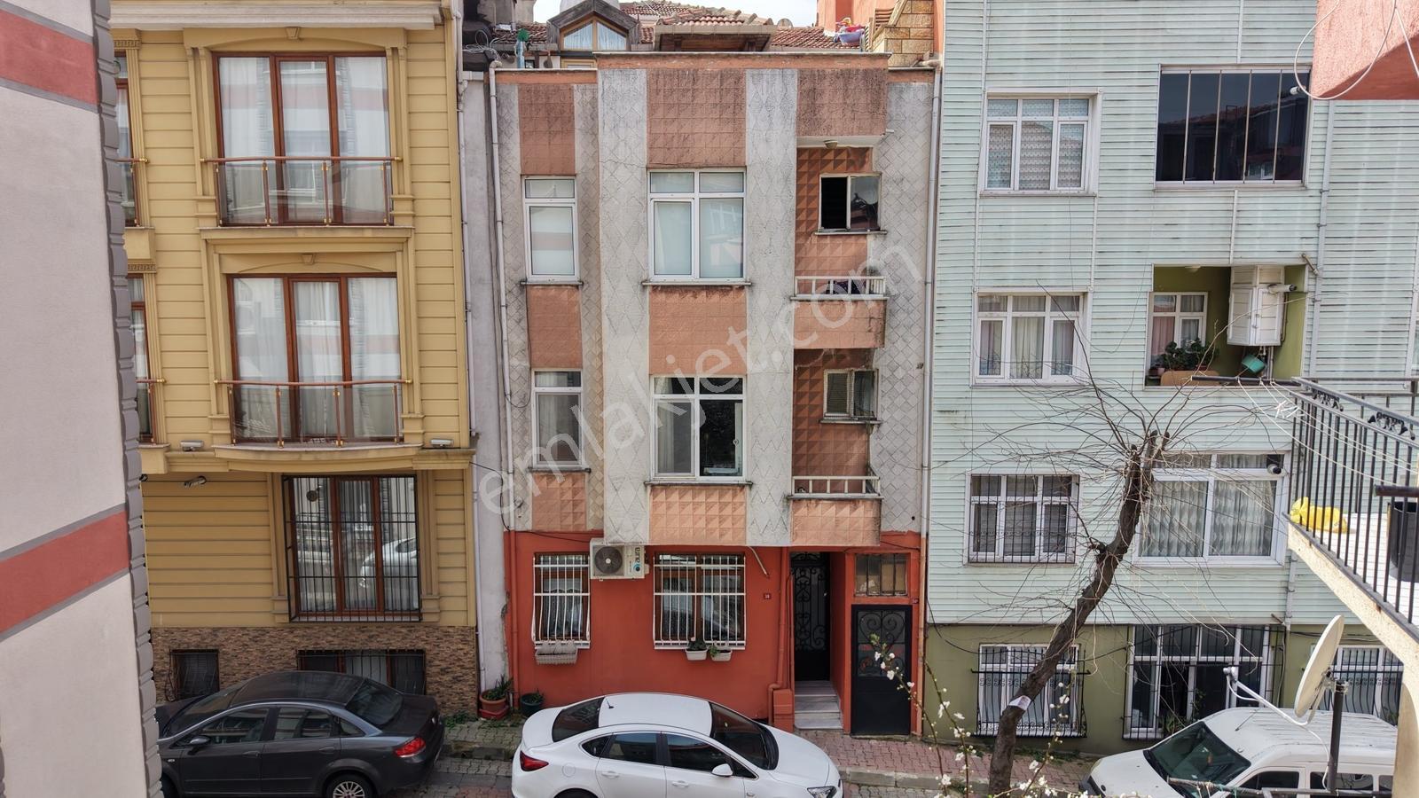 Talatpaşa | Kiralık | 100 M² Dükkan| Depoya Uygun| 3.20 M Tavan