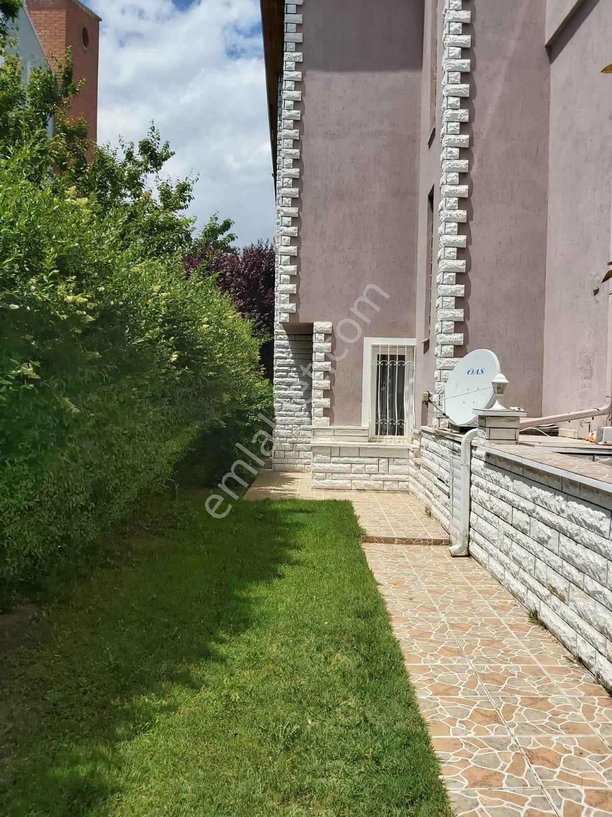 Gölbaşı Martıköy Sitesinde 4,5+1 Satılık Villa - Görsel 13