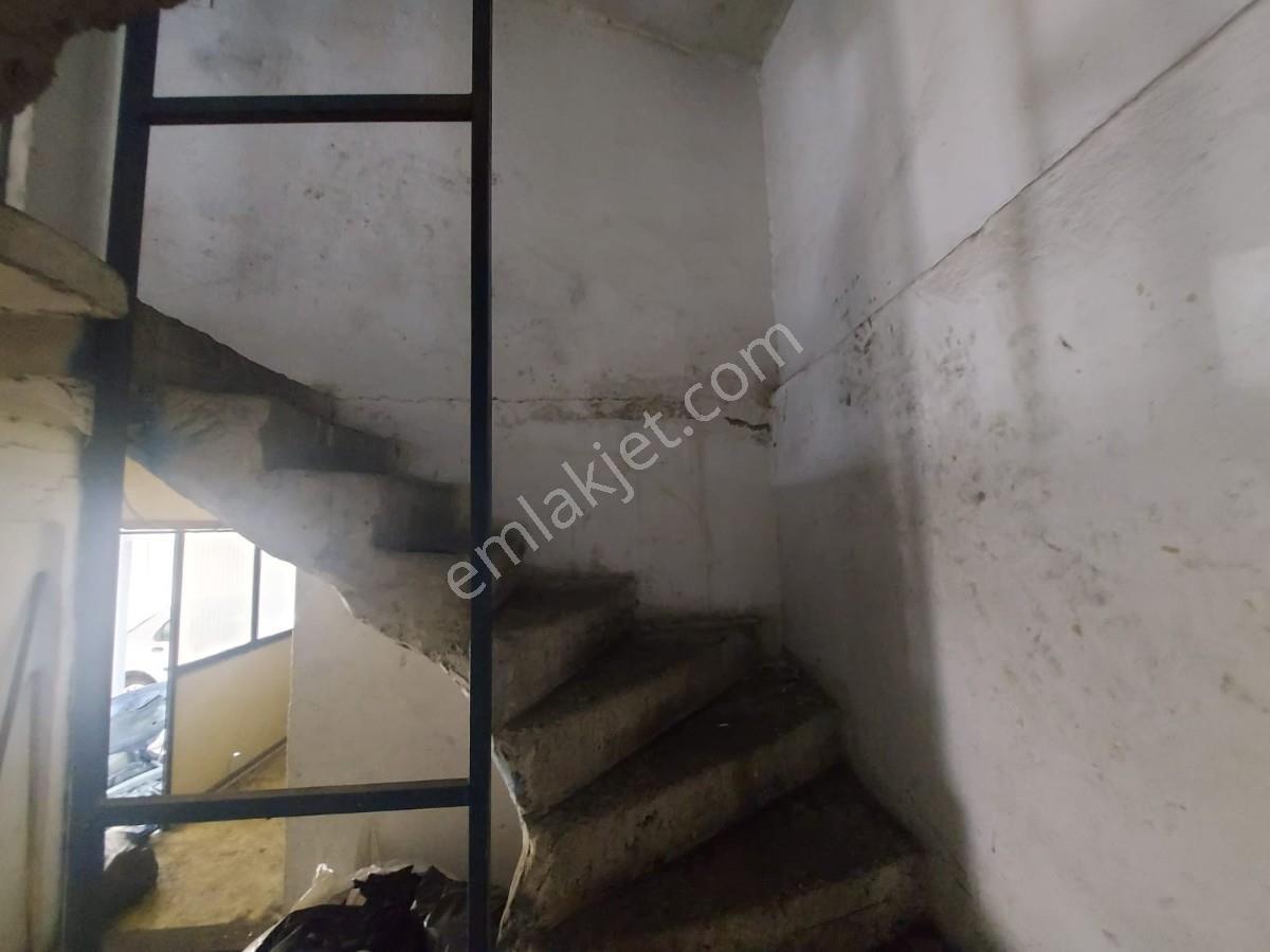 Aşık Veysel Mah. Asansör Ve Ofisli 2 Katlı, 260m² Kiralık İşyeri - Görsel 21