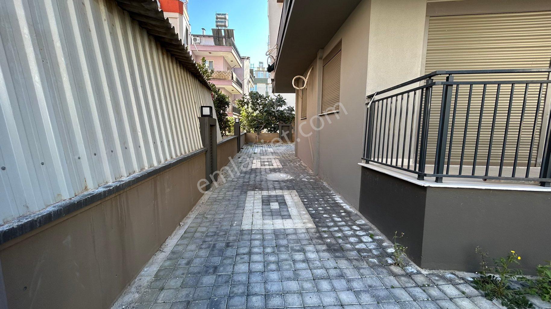 Emek Mah'de 1 Yaşında Asansörlü Yatırımlık 1+1 Satılık Daire - Görsel 2