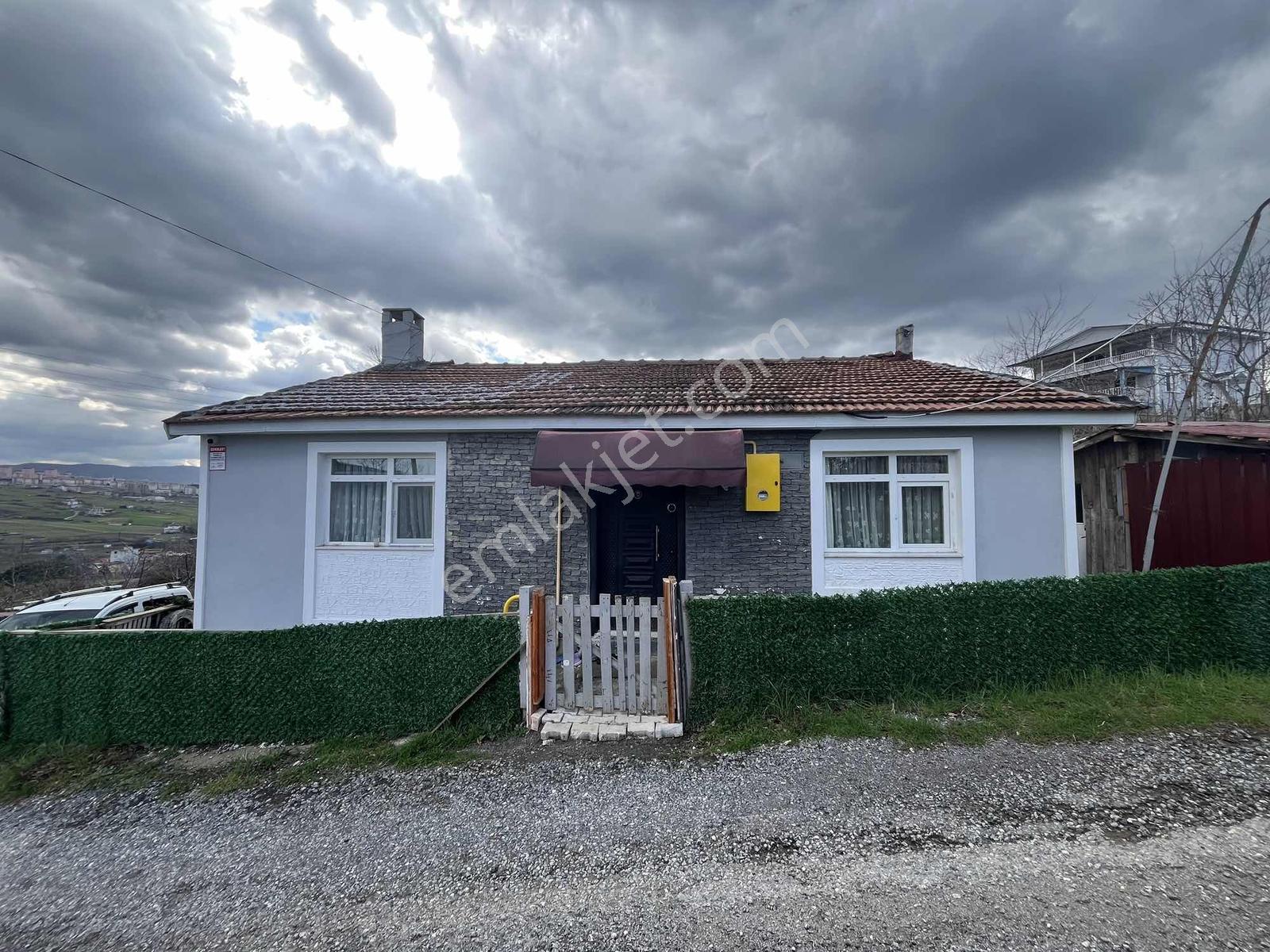 Beypınar Mahallesi / Müstakil Ev Ve Arsası / 4 Kat İmarlı - Görsel 8