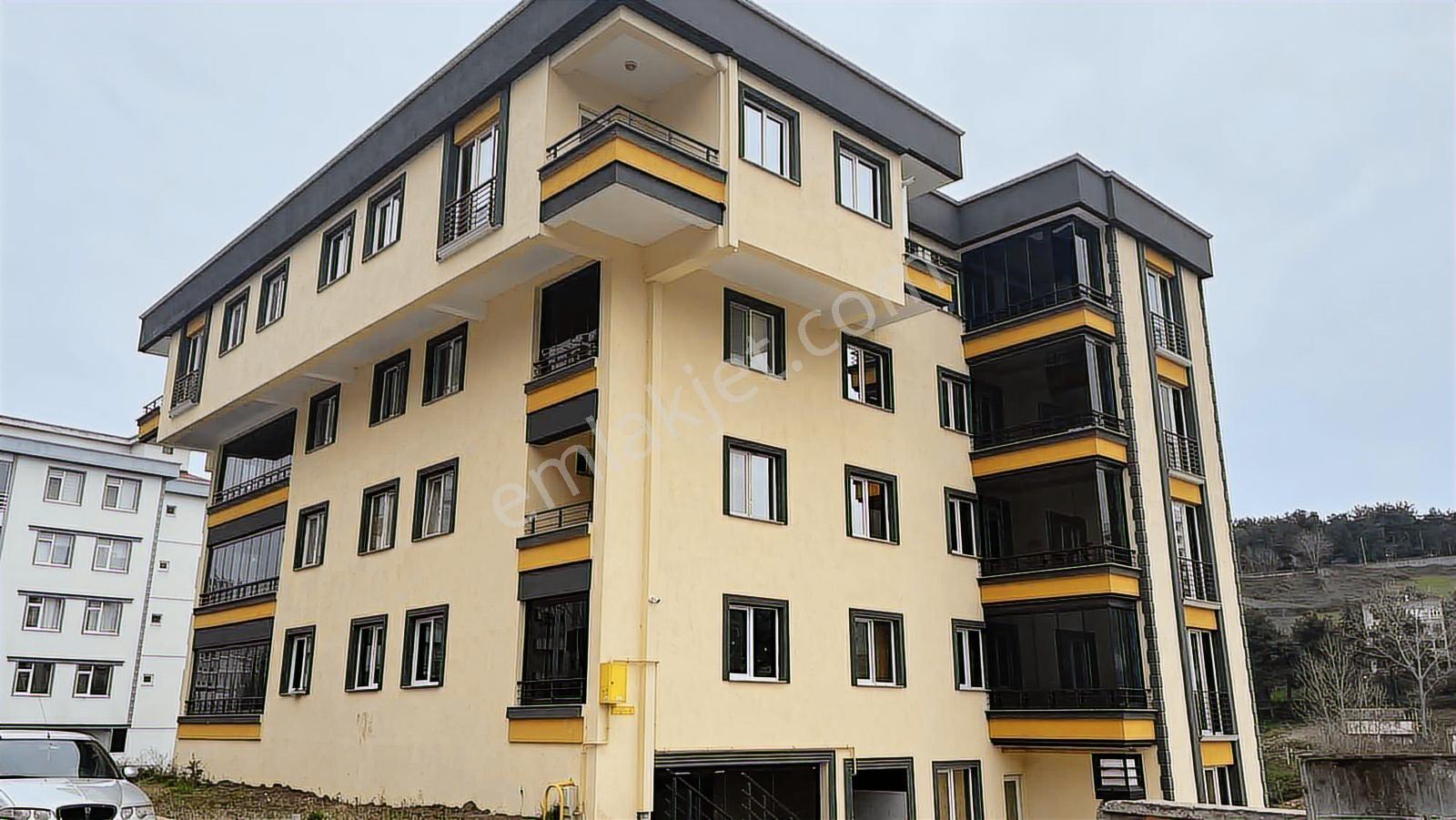 3+1 | Ihlamur Kafeye Yakın | Cam Balkonlu Ve Temiz Kiralık