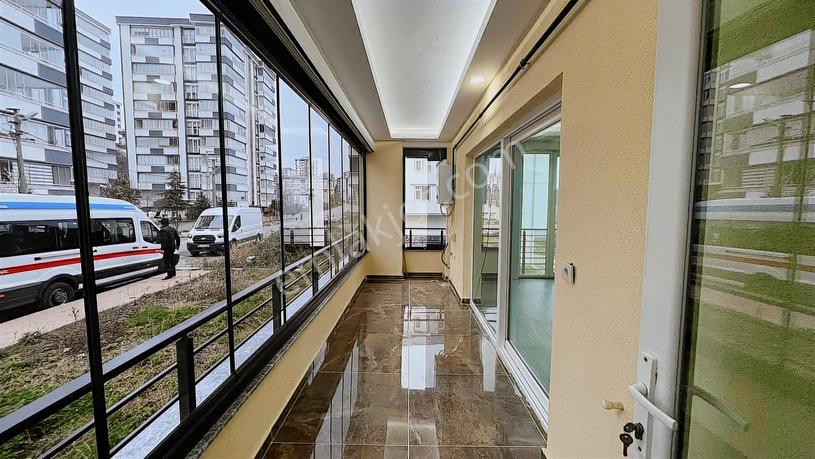3+1 | Ihlamur Kafeye Yakın | Cam Balkonlu Ve Temiz Kiralık - Görsel 2