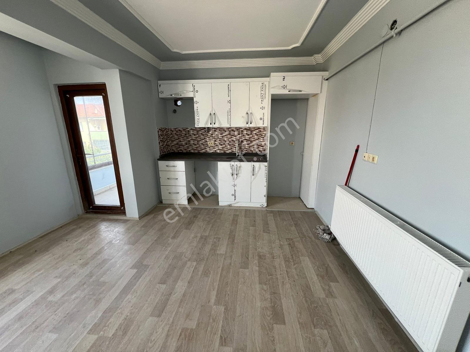 Karasu Çiğdem Emlaktan Sahil Merkezde Deniz Manzaralı - Görsel 19