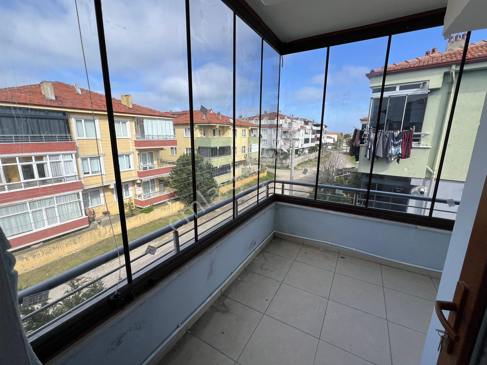 Karasu Çiğdem Emlaktan Sahil Merkezde Deniz Manzaralı - Görsel 5