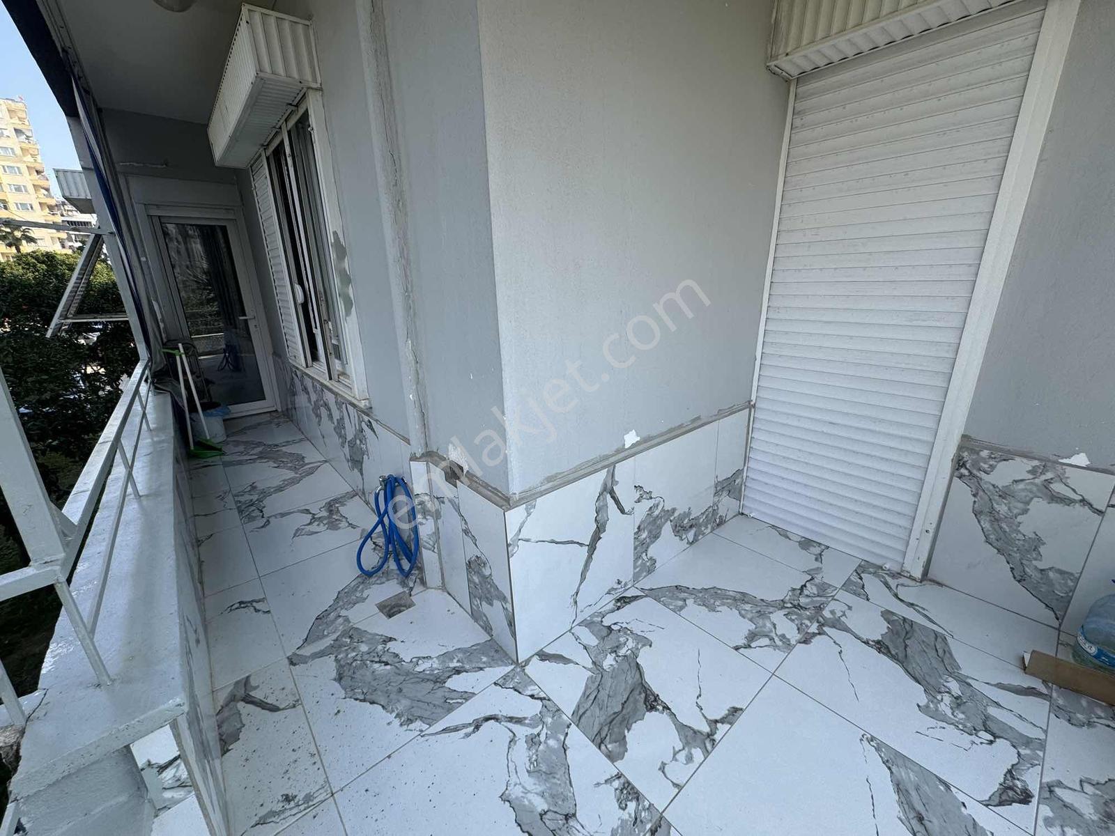 A K Mutludan Uncalı Sitelerde İçi Sıfır Yapılı Lüx 3+1 Daire - Görsel 34