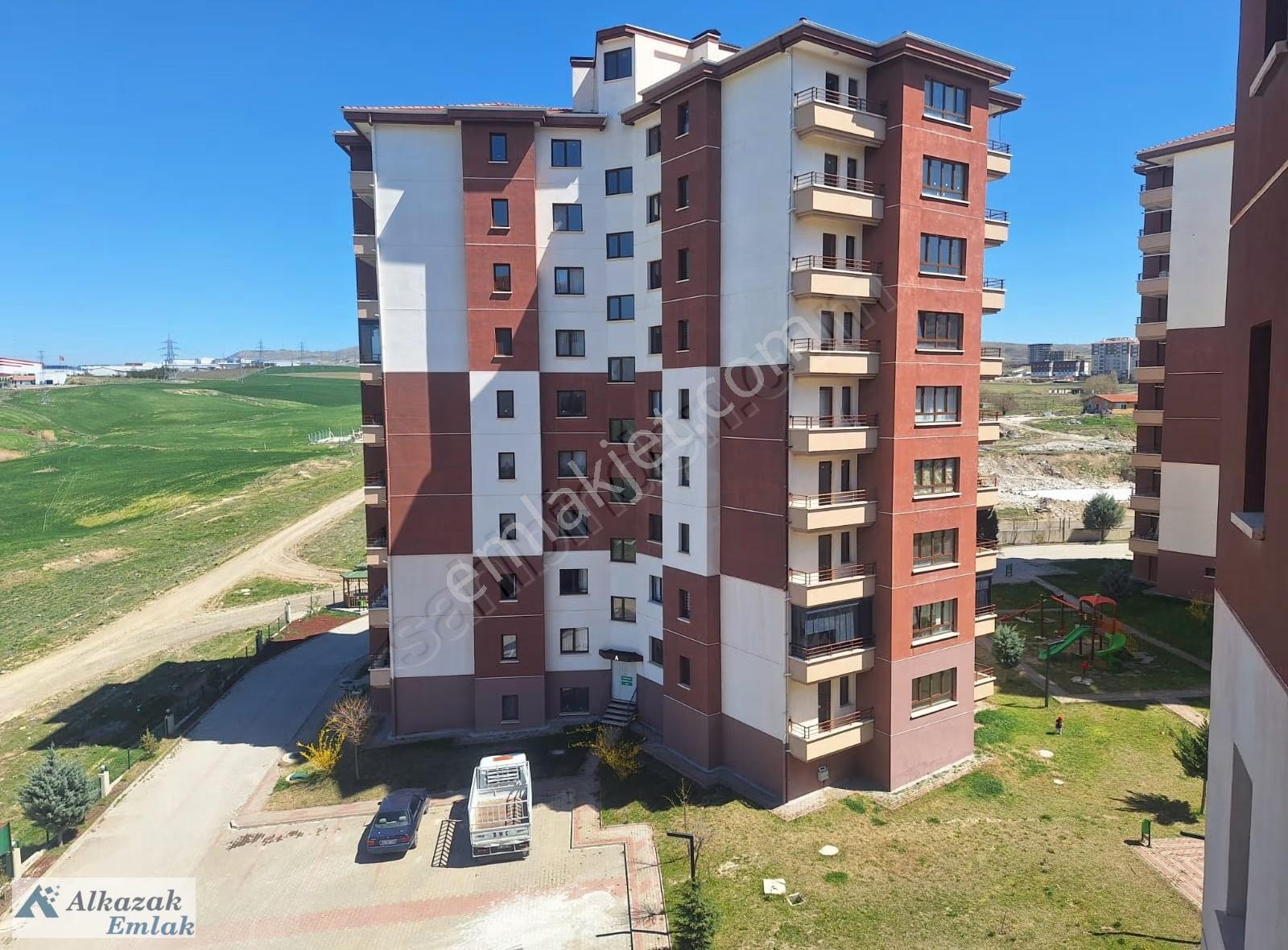 Alcı Mahallesinde Kiralık 4+1 Daire - Görsel 12