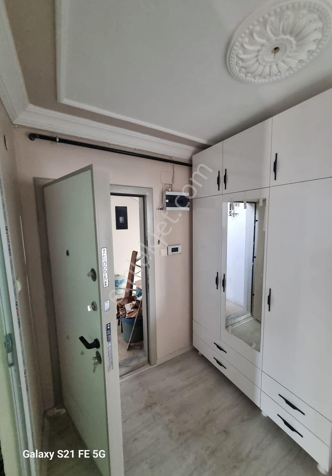 Huzurevleri Mahallesinde 3+1 K.mutfak Doğalgazlı Kiralık Daire
