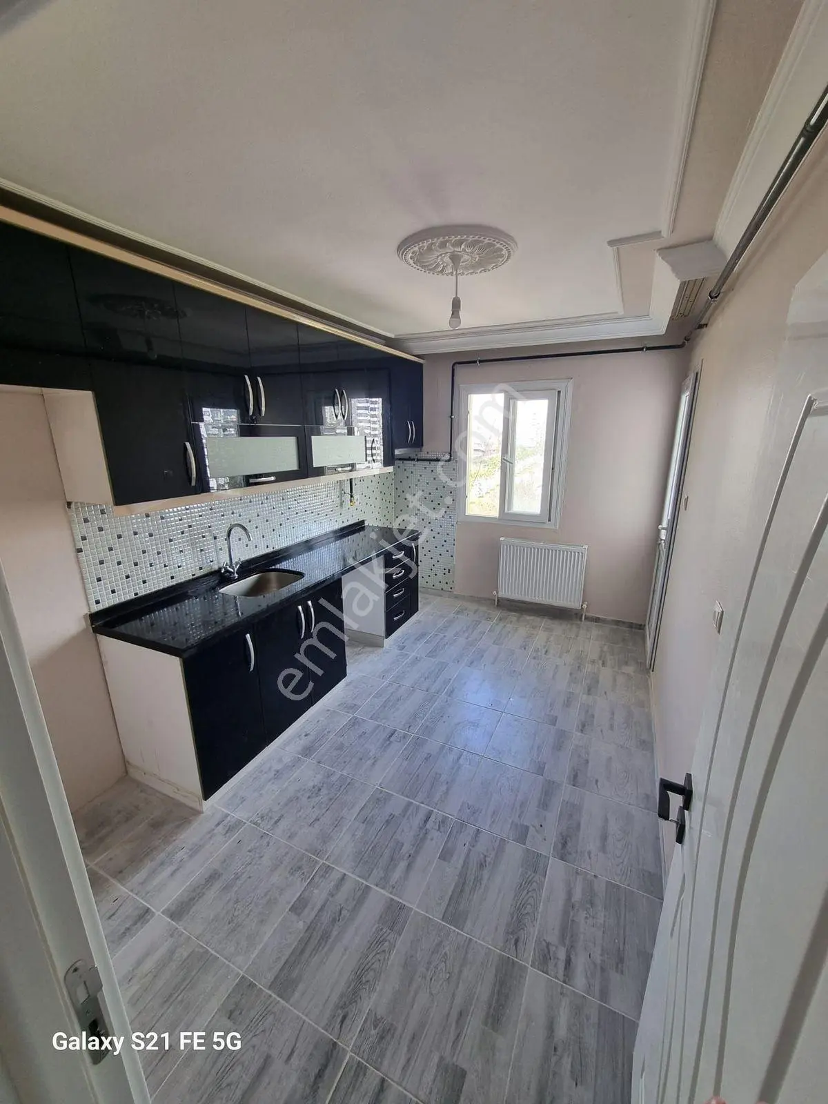 Huzurevleri Mahallesinde 3+1 K.mutfak Doğalgazlı Kiralık Daire - Görsel 24