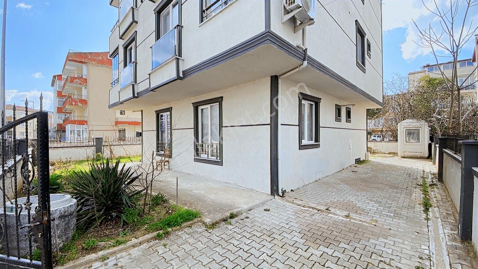 Silivri Merkezde Yeni Binada Satılık 2+1 Ferah Daire - Görsel 16