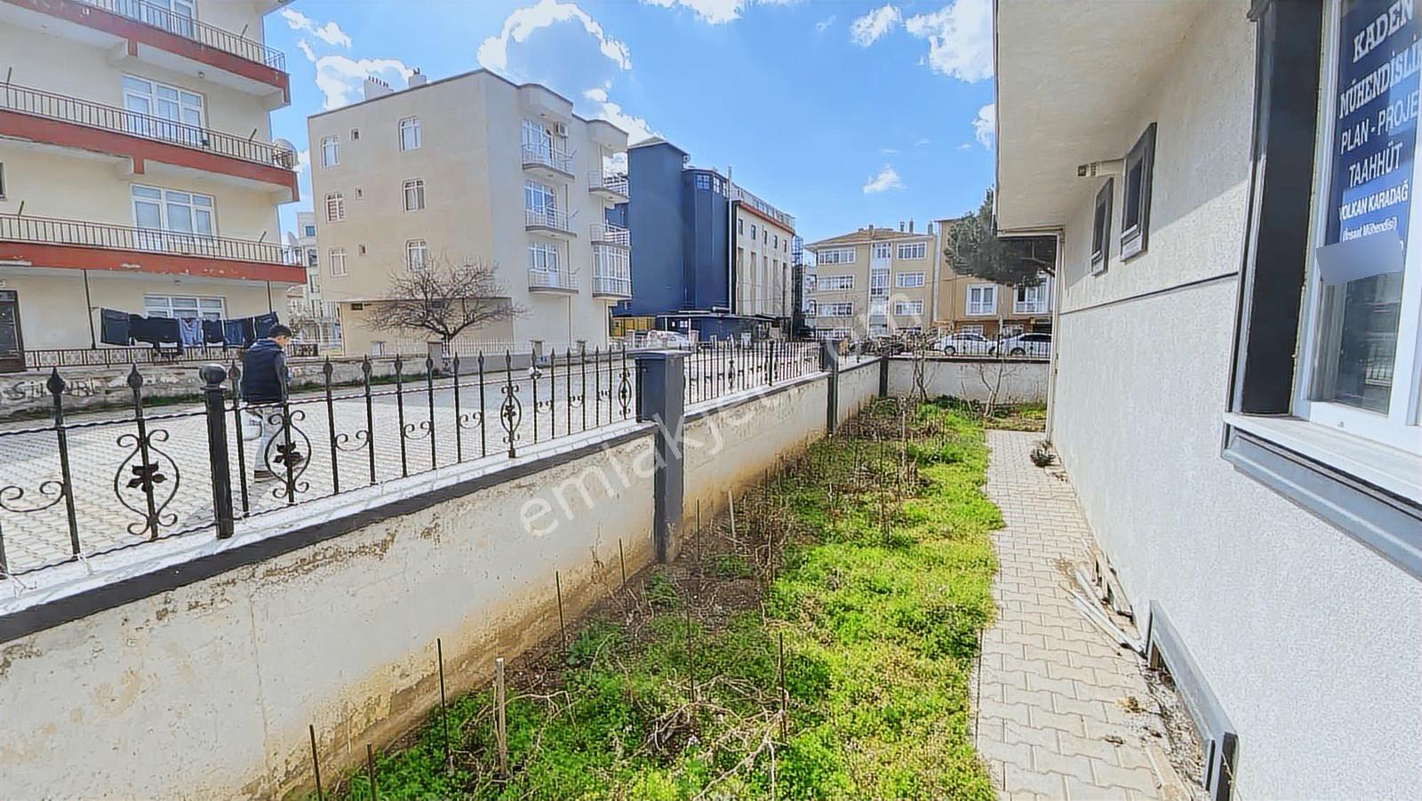 Silivri Merkezde Yeni Binada Satılık 2+1 Ferah Daire - Görsel 13