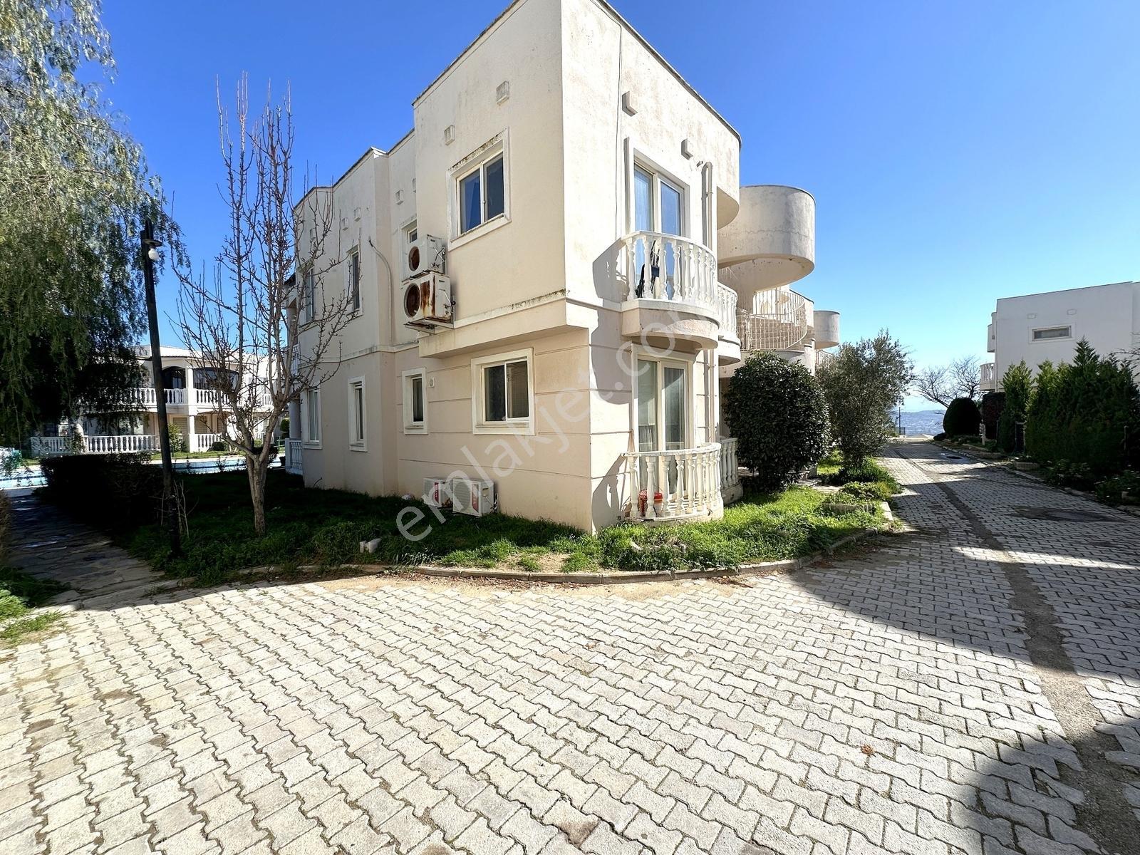 Adabükü Merkezi Plajlı Büyük Tip Düzayak Bahçeli Eşyalı Daire - Görsel 8