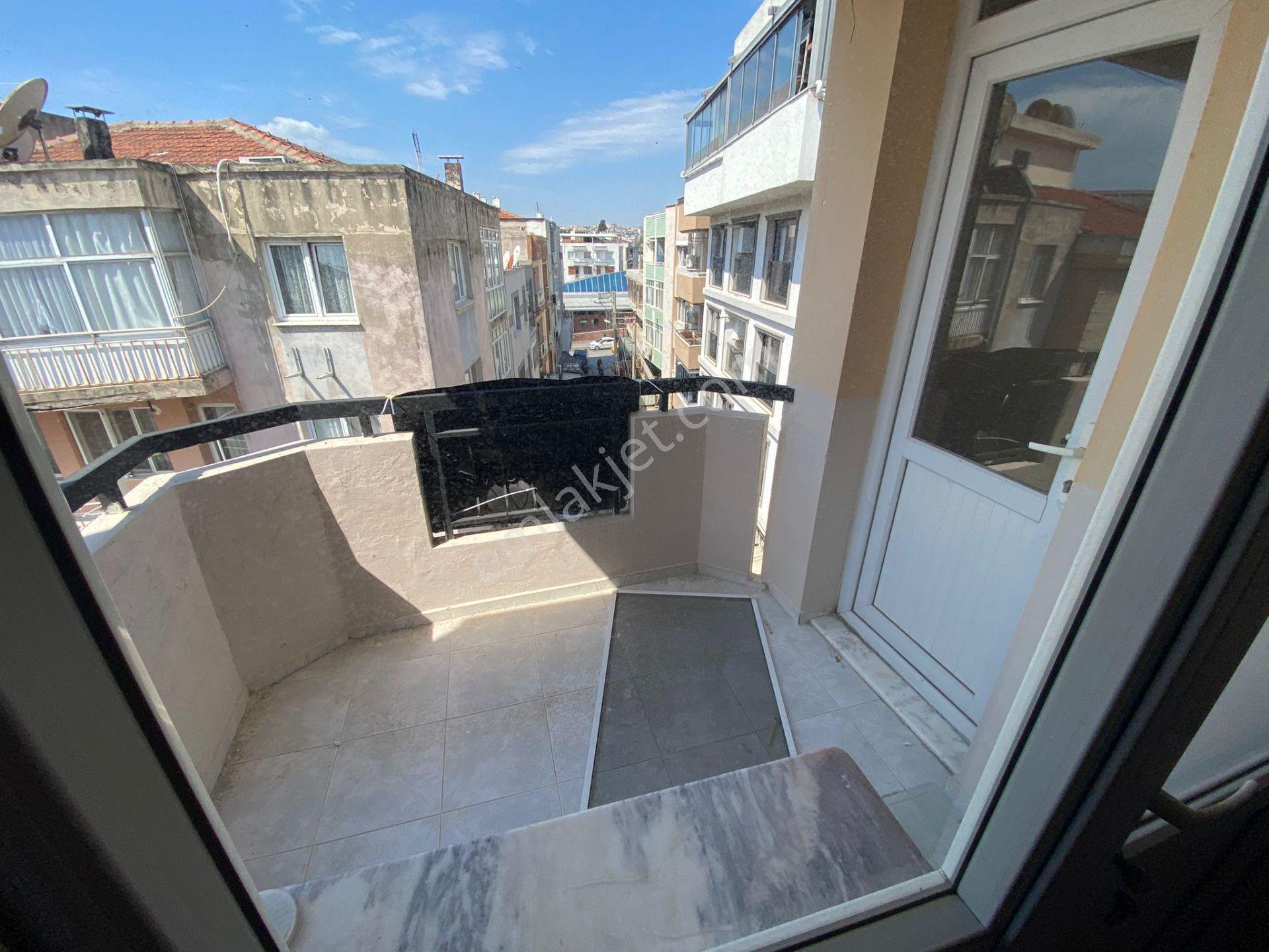 Buca Şirinyer Merkez İzban İstasyonu Karşısı 2+1 110m2 Dgazlı Havadar Kiralık Daire - Görsel 7