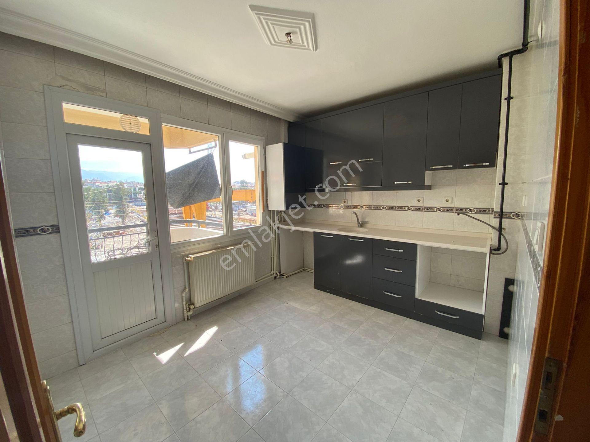 Buca Şirinyer Merkez İzban İstasyonu Karşısı 2+1 110m2 Dgazlı Havadar Kiralık Daire - Görsel 14