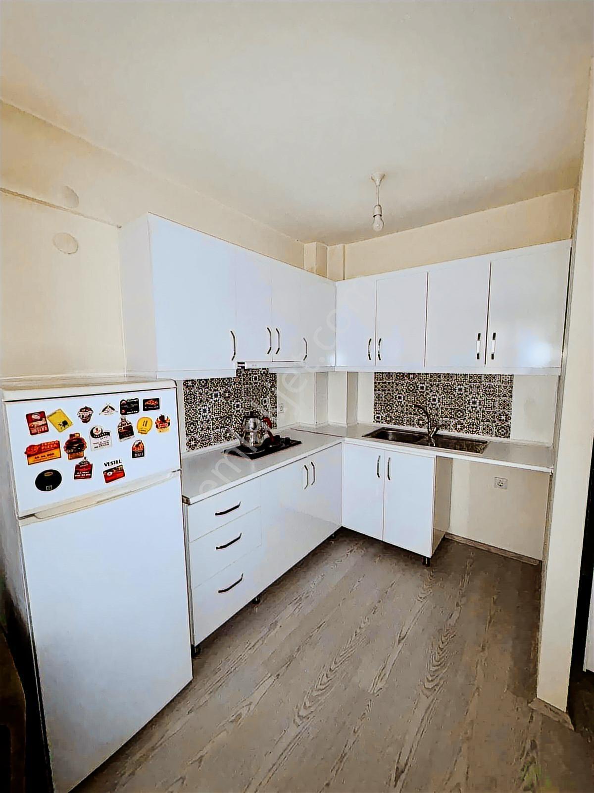 Garanti Emlaktan Üniversite Yanı Satılık 1+1 Full Eşyalı Daire - Görsel 7