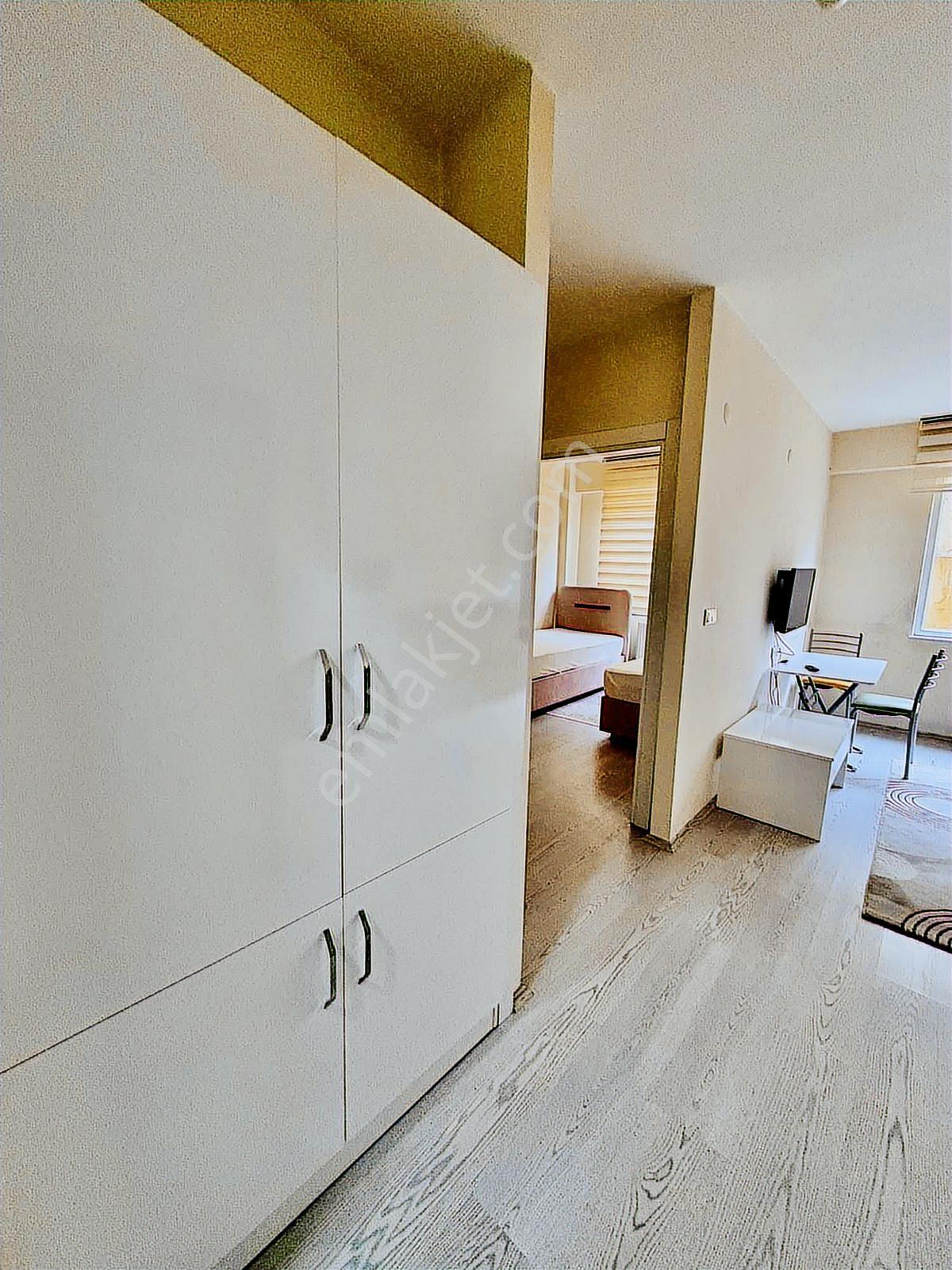 Garanti Emlaktan Üniversite Yanı Satılık 1+1 Full Eşyalı Daire - Görsel 4