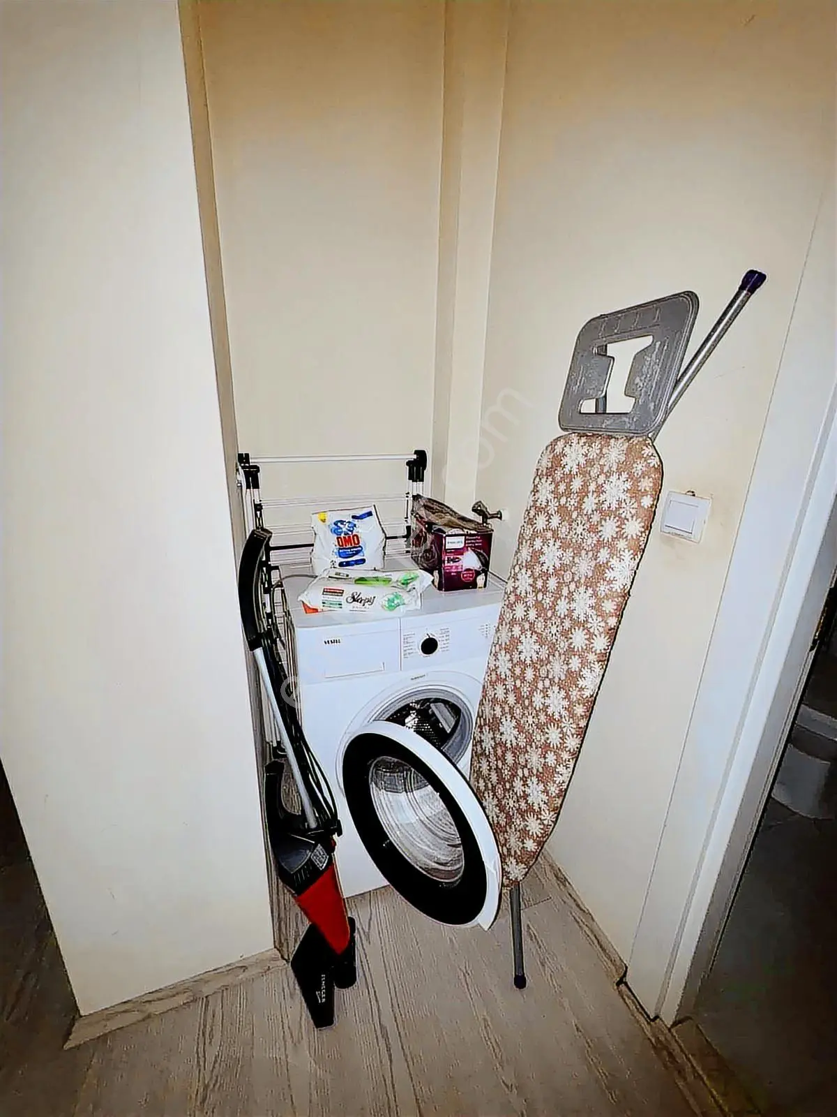 Garanti Emlaktan Üniversite Yanı Satılık 1+1 Full Eşyalı Daire - Görsel 3