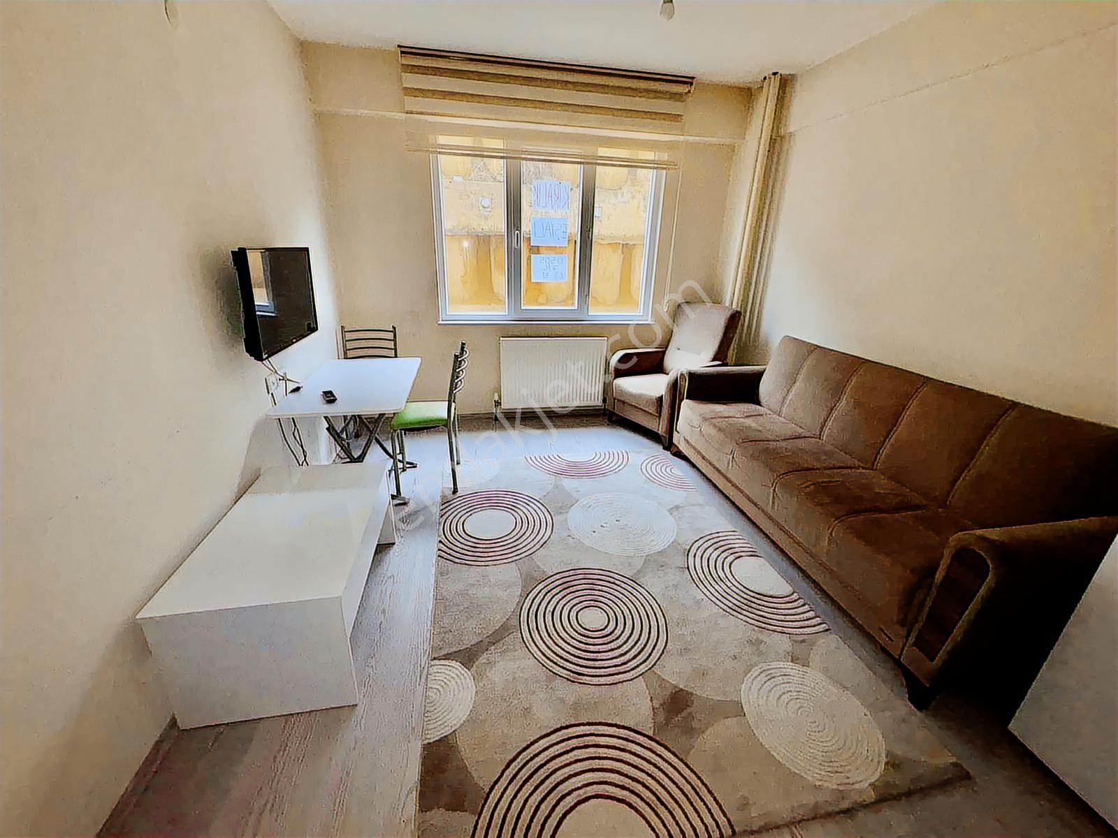 Garanti Emlaktan Üniversite Yanı Satılık 1+1 Full Eşyalı Daire - Görsel 9