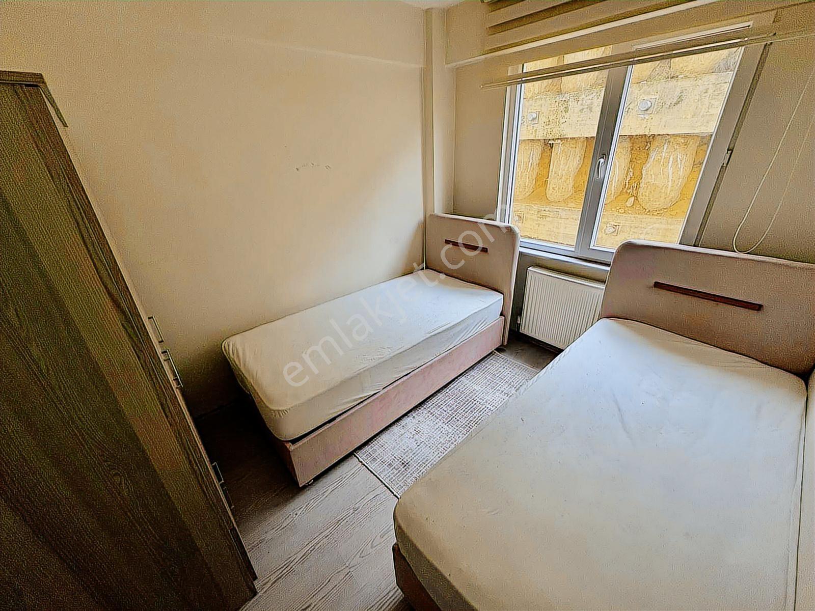 Garanti Emlaktan Üniversite Yanı Satılık 1+1 Full Eşyalı Daire - Görsel 11