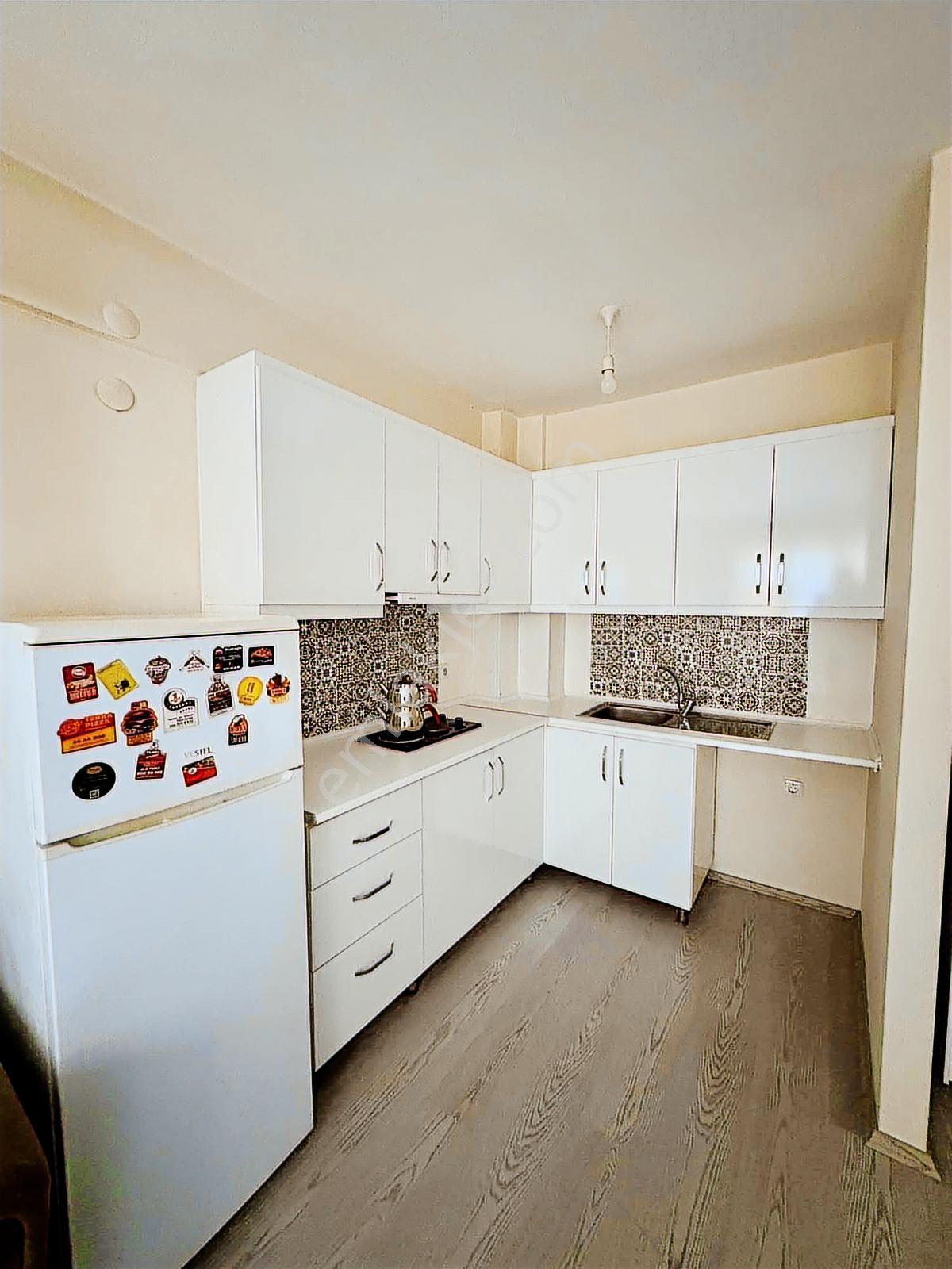 Garanti Emlaktan Üniversite Yanı Satılık 1+1 Full Eşyalı Daire - Görsel 6