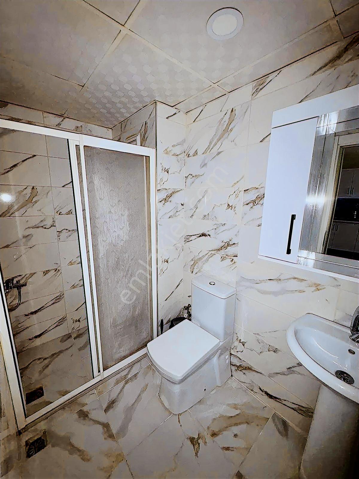 Garanti Emlaktan Üniversite Yanı Satılık 1+1 Full Eşyalı Daire - Görsel 5