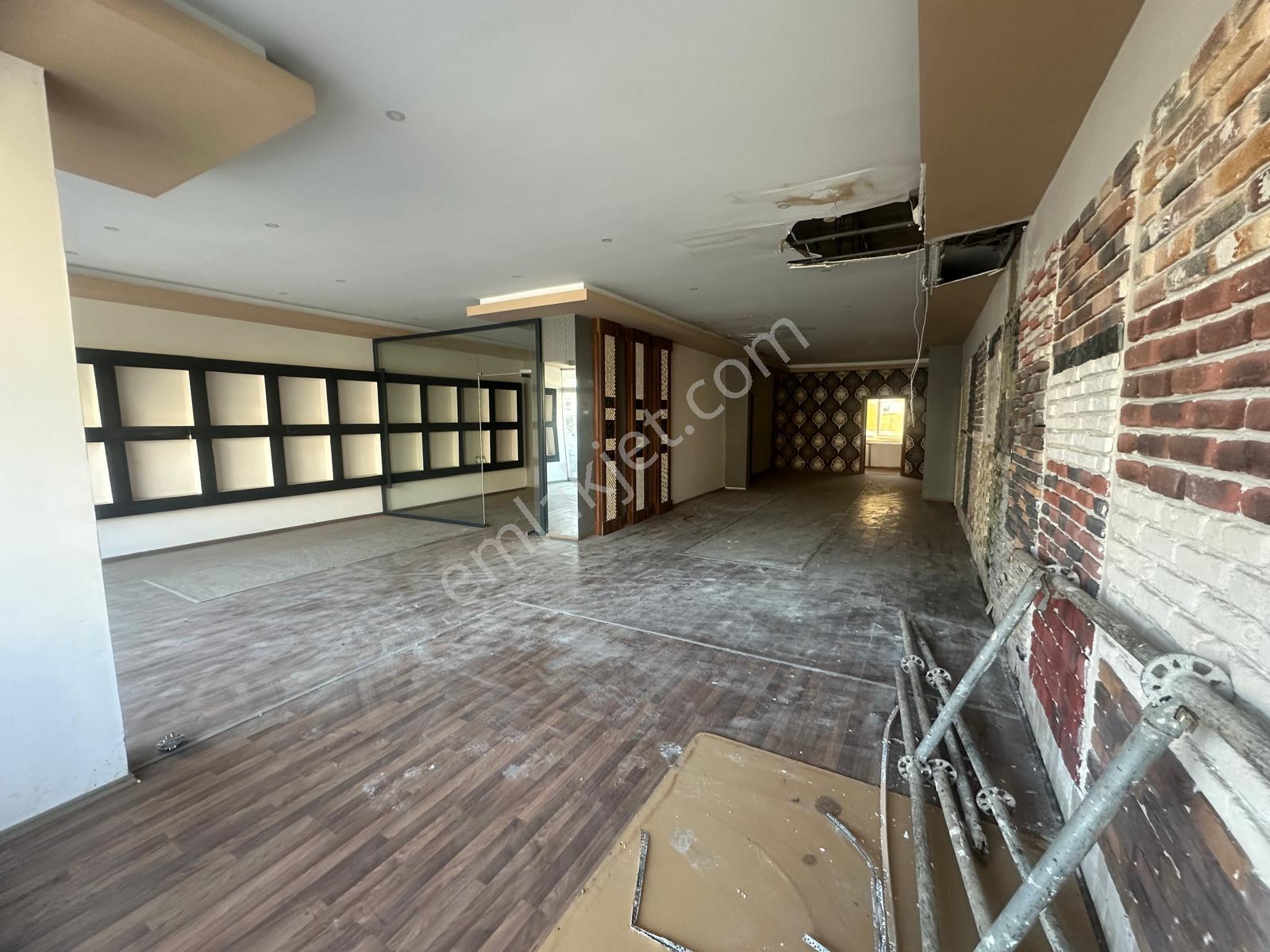 Alanya Sugözü Mah.çevreyoluna Sıfır Satılık 170 M2 Dükkan - Görsel 8