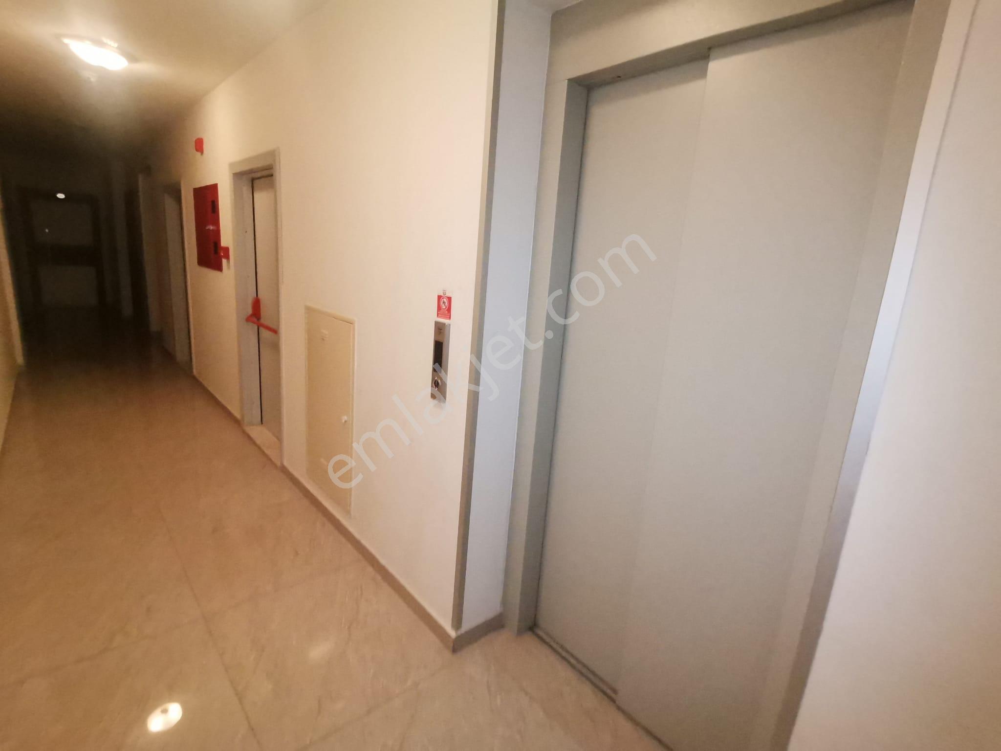 View Çiftlikköy | Eşyalı, Modern & Ferah 1+1 Kiralık Daire - Görsel 2